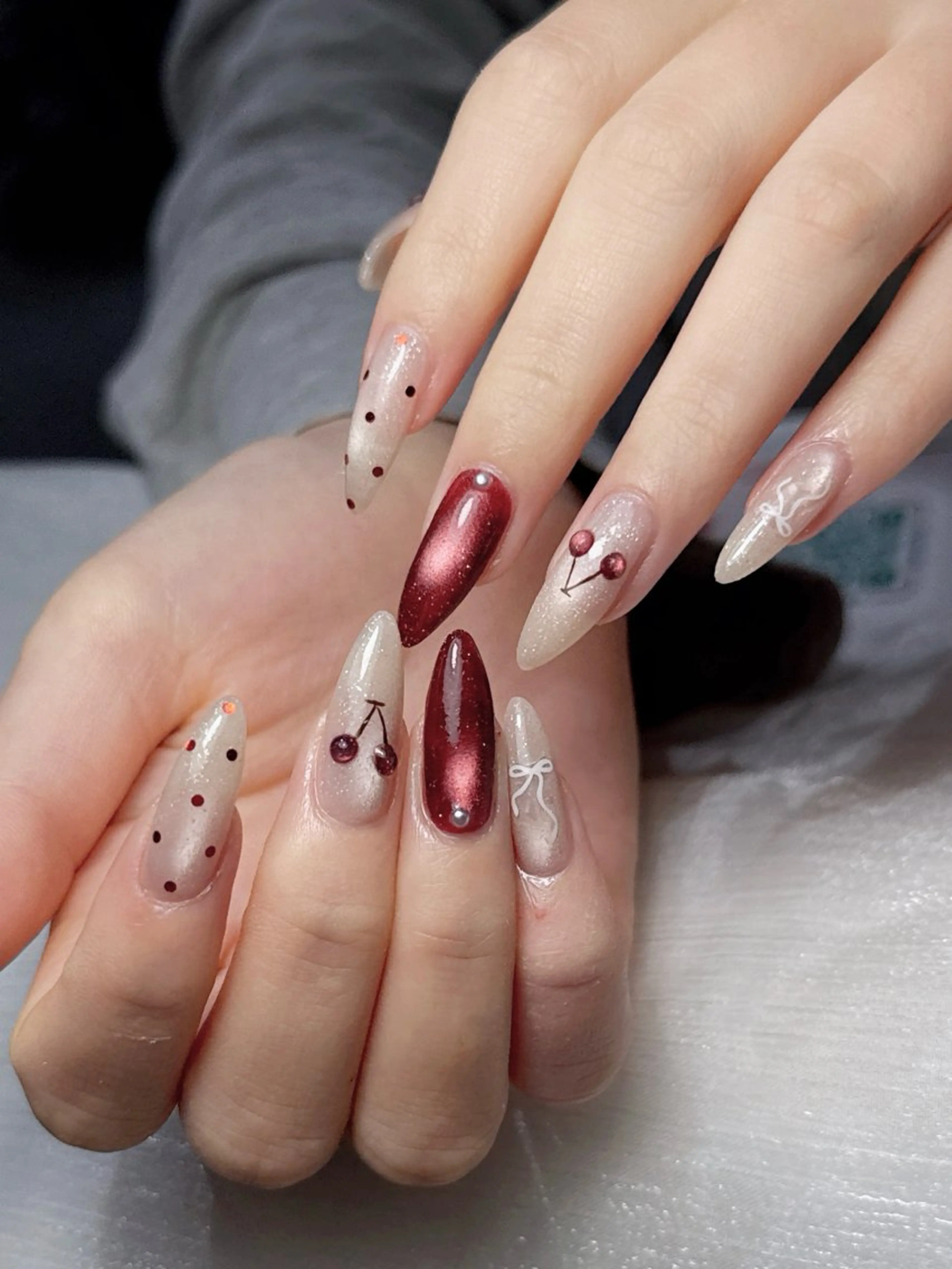 ネイル 韓国ネイル マグネットネイル ハンドネイル ちゅるんネイル‎🤍 miyuのネイルデザイン