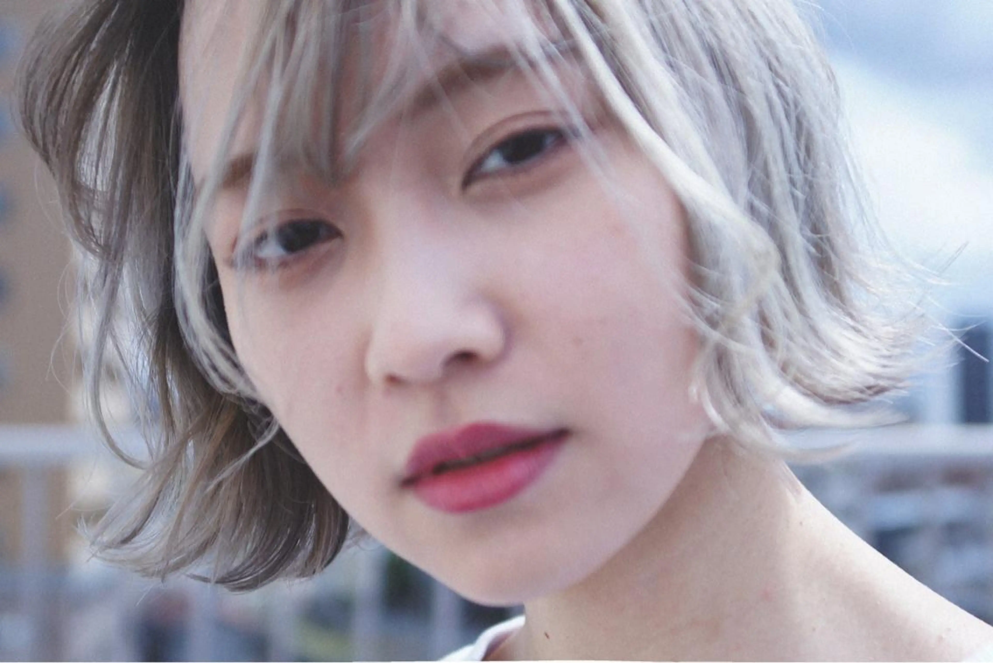 ［ご新規様限定クーポン］　似合わせカット＋トリプルカラー（ブリーチ2回＋カラー）の写真