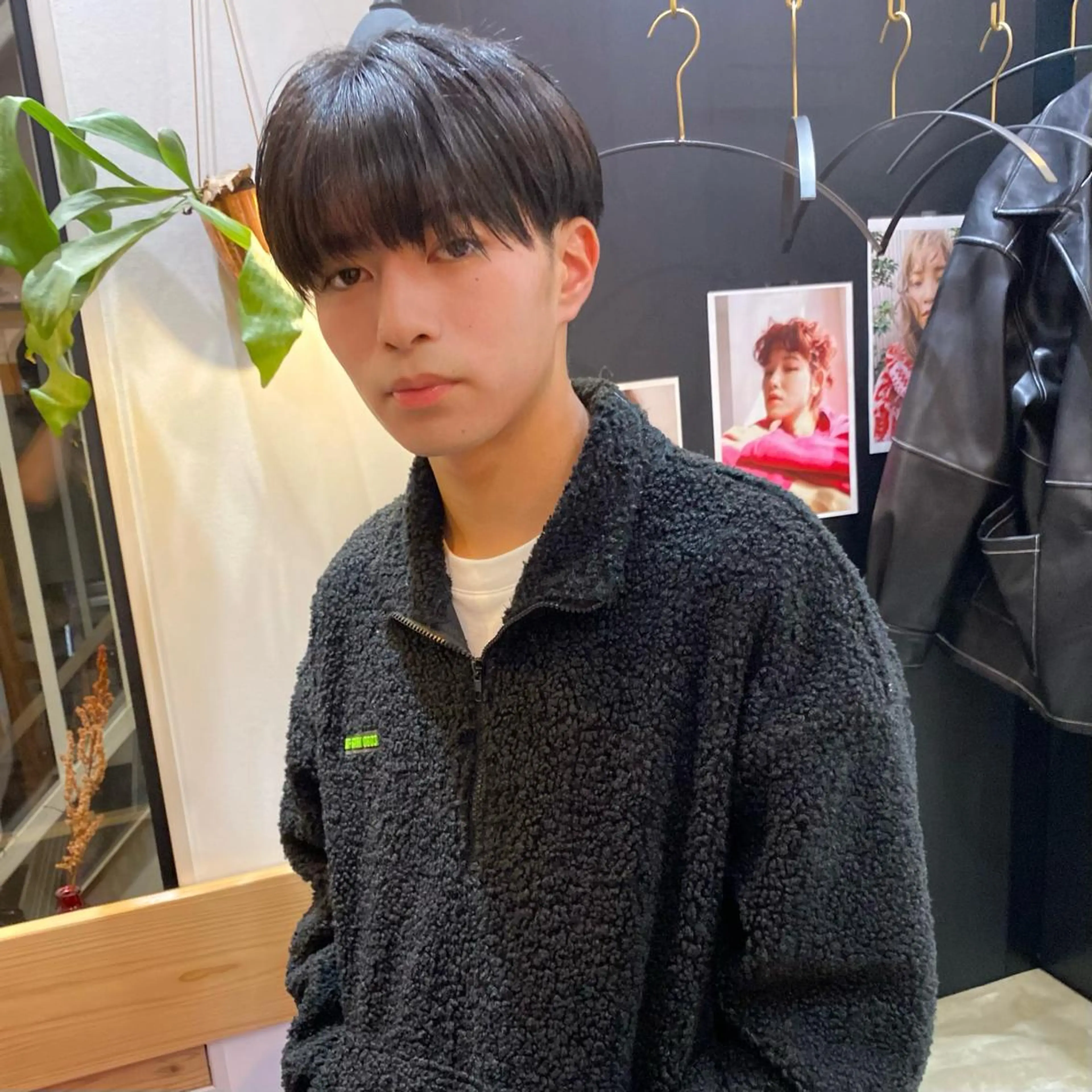 ショート メンズ マッシュ シースルーマッシュ ダウンパーマ 【sity.ザイク】のヘアスタイル