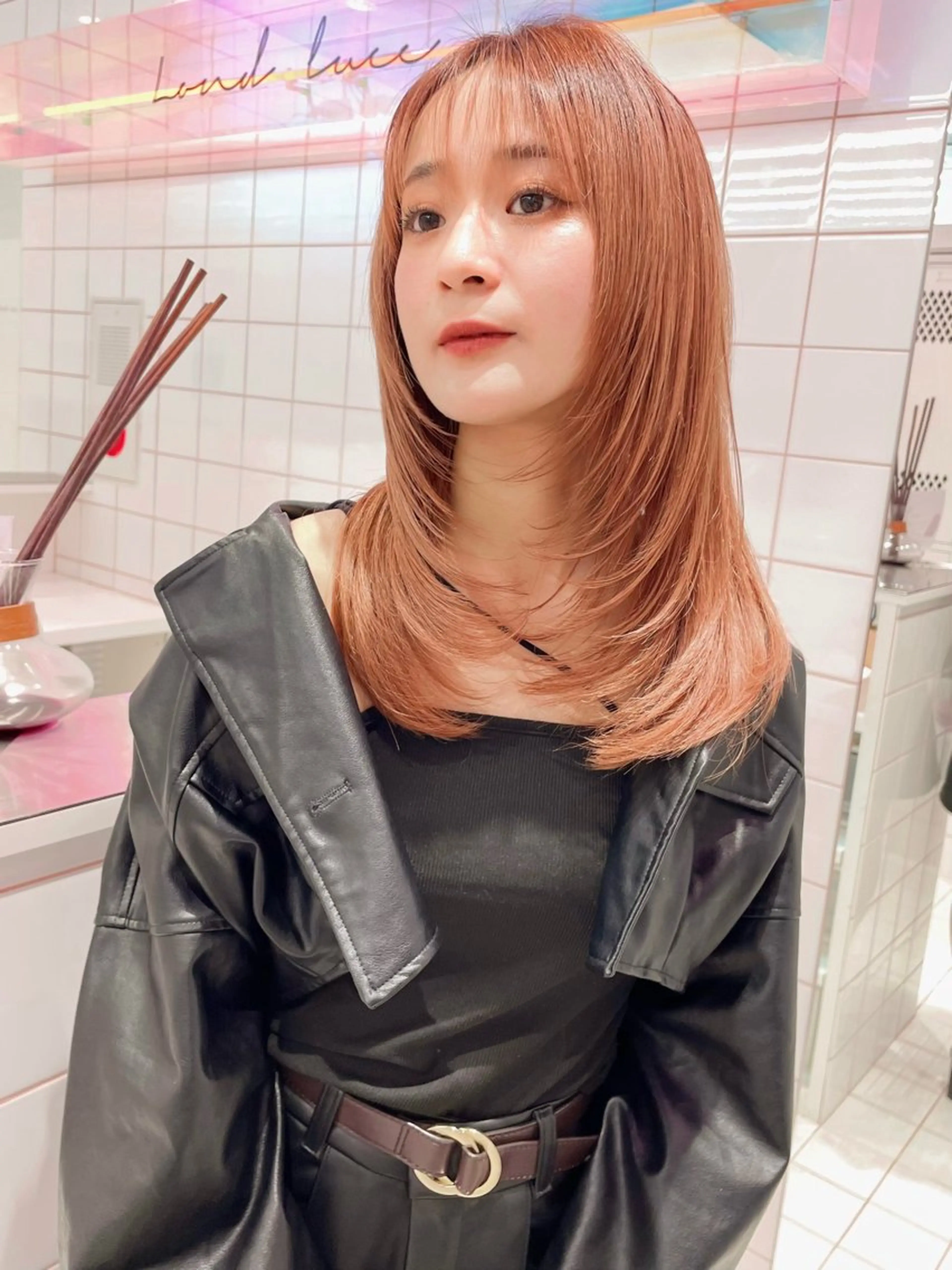 セミロング カラー カット ヘアカラー トリートメント ブリーチなし 透明感カラー/艶髪のヘアスタイル