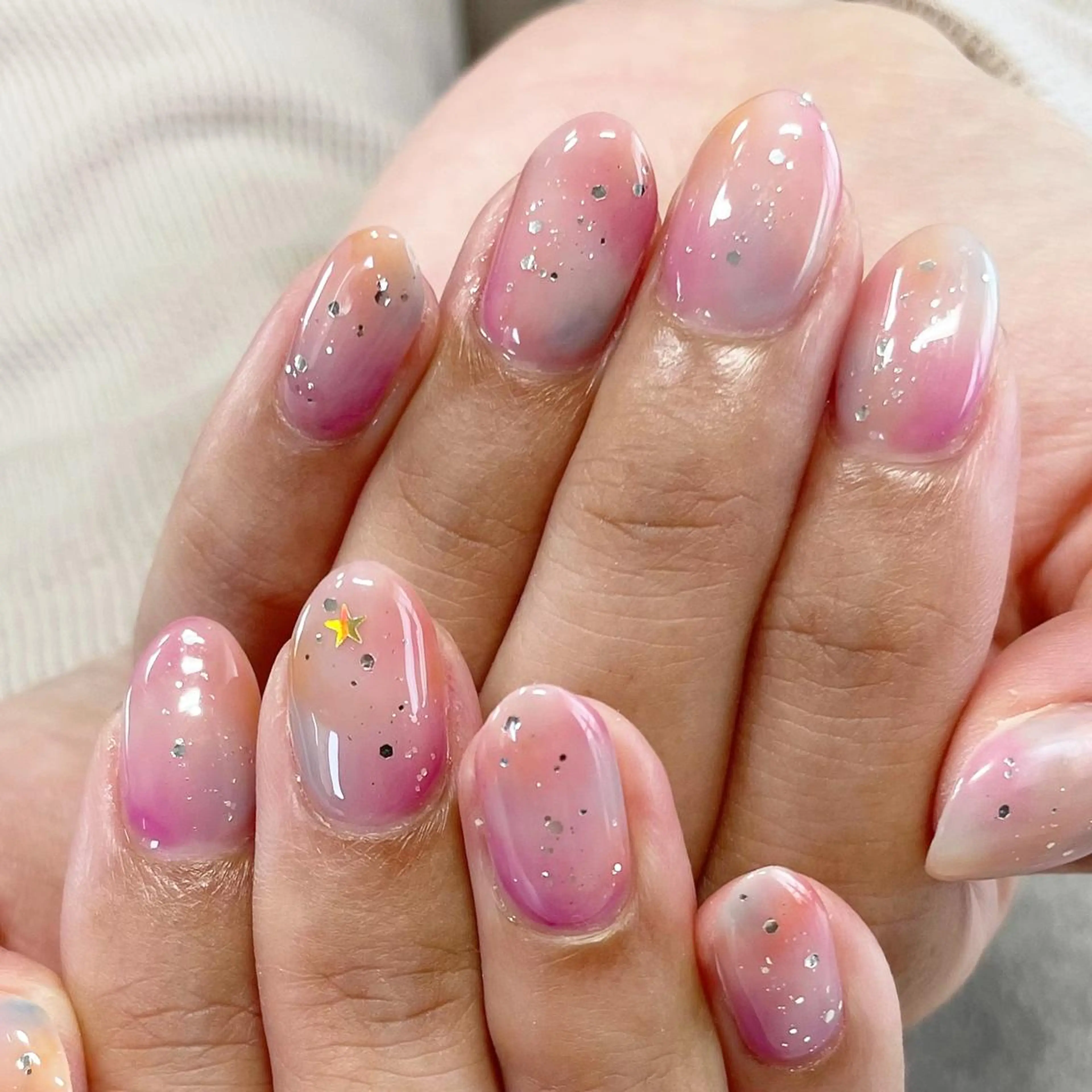 ネイル ジェルネイル 東 千夏のネイルデザイン