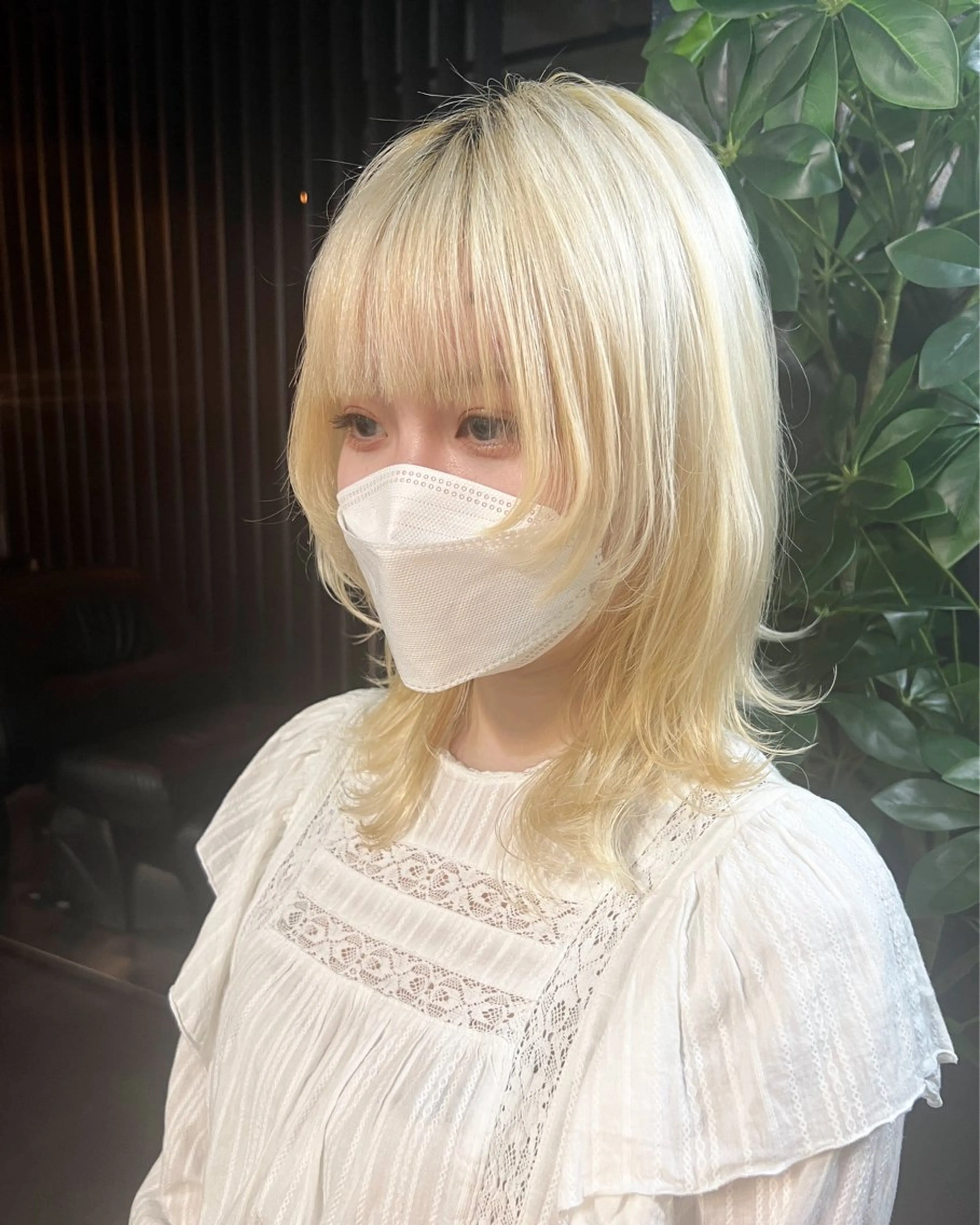 セミロング ブリーチ/ウルフ ハッシュカット/石山のヘアスタイル