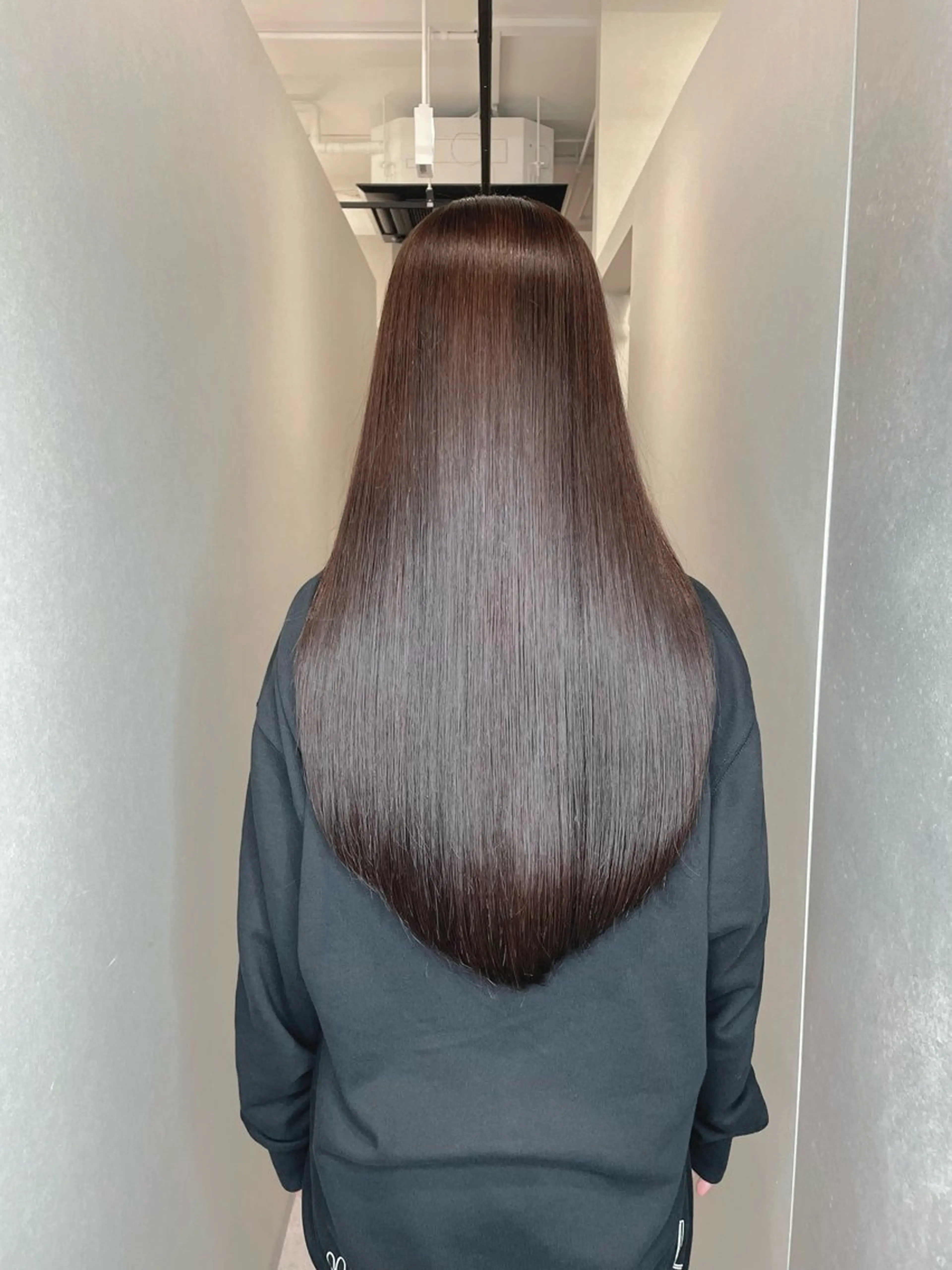 ロング カラー くせ毛 髪質改善 ヘアカラー トリートメント 今井 勝也のヘアスタイル