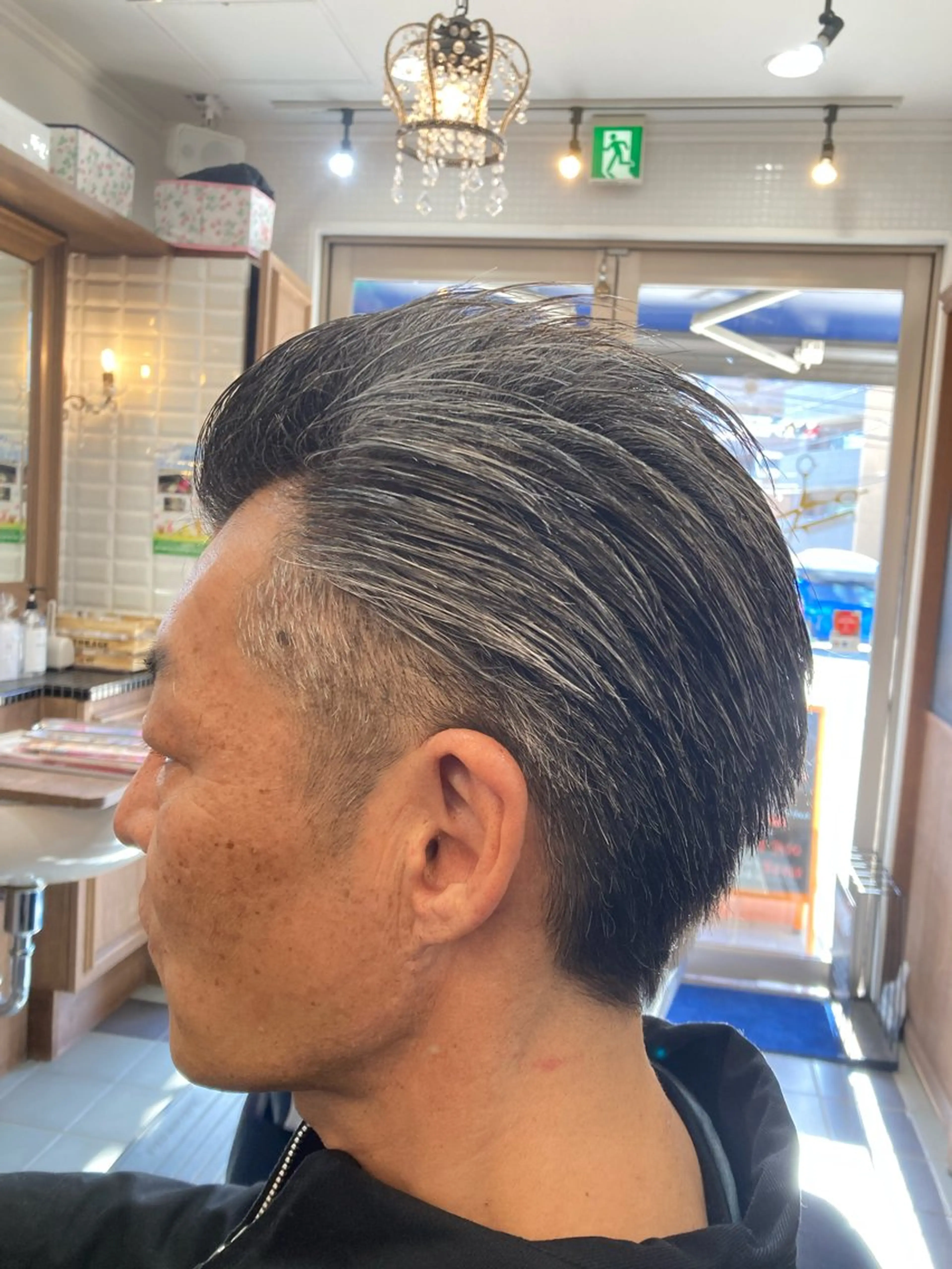 ショート メンズ オールバック ルピナス中田店長 山口大地のヘアスタイル