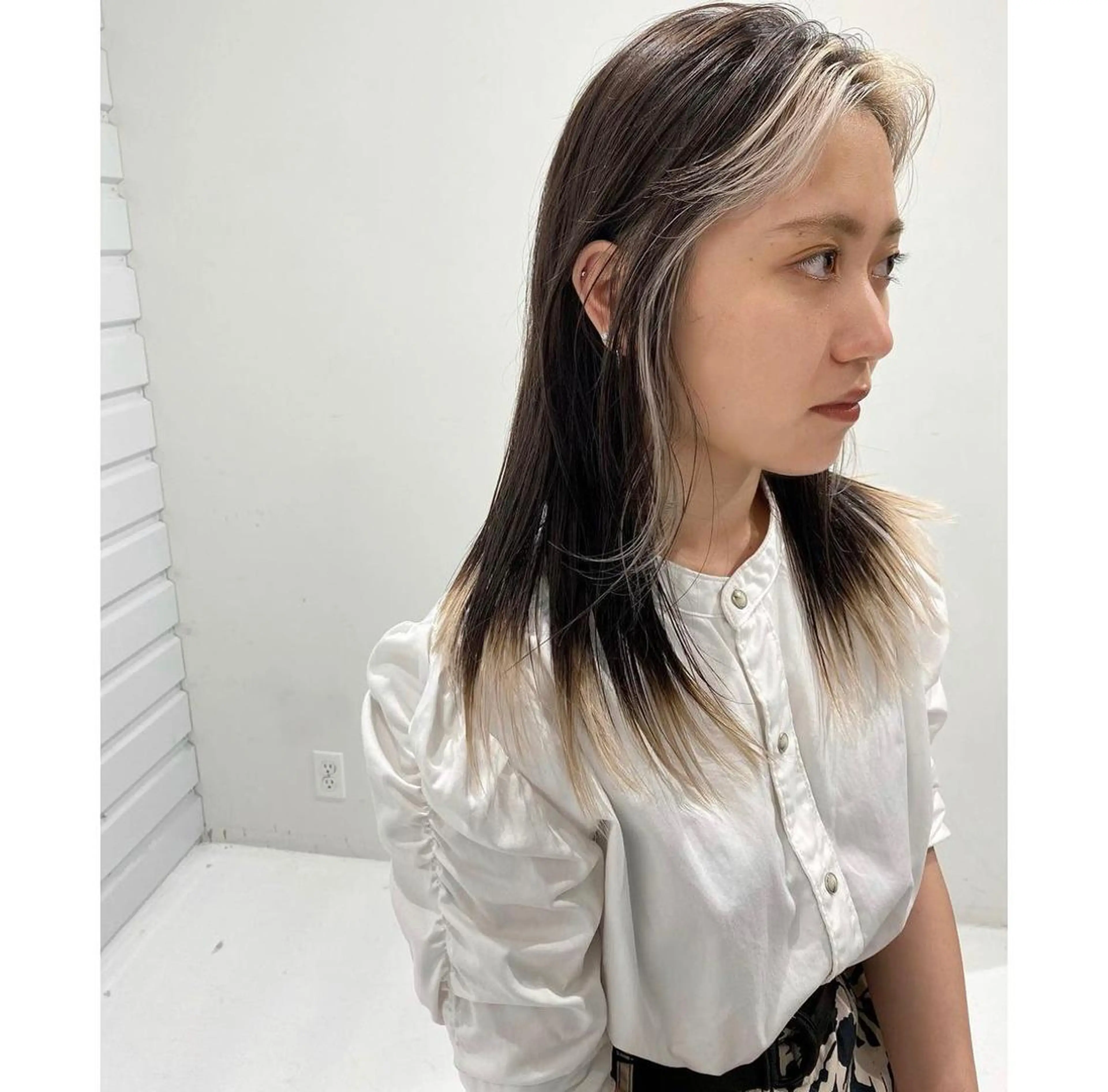 セミロング カラー ヘアアレンジ ミストバング ブリーチ デザインカラー  フェイスフレーミング グラデーションカラー 【姫カット】 ナカムラコウキのヘアスタイル