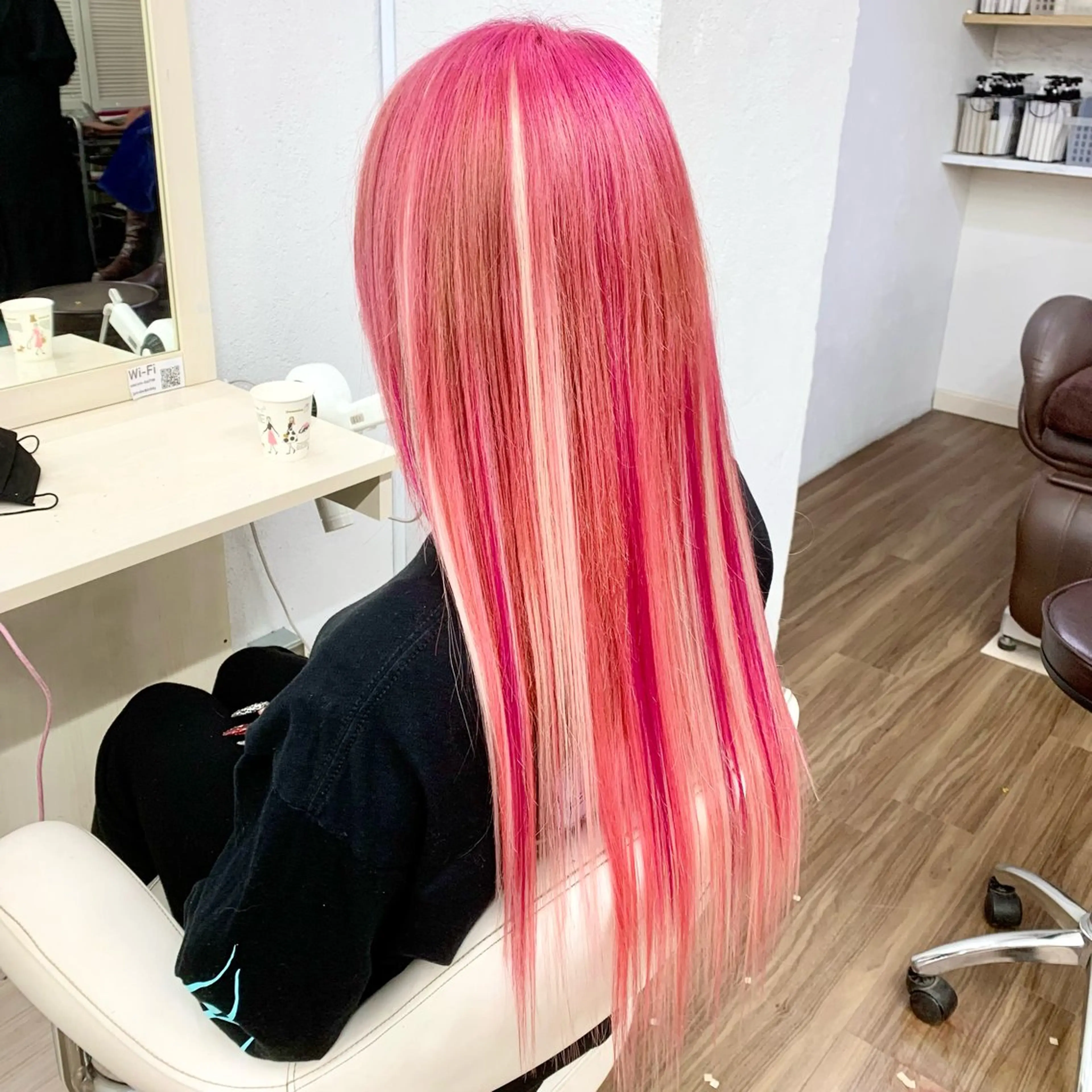 ロング シールエクステ エクステ トリートメント GLOSS♡ ヤマガミコウジのヘアスタイル