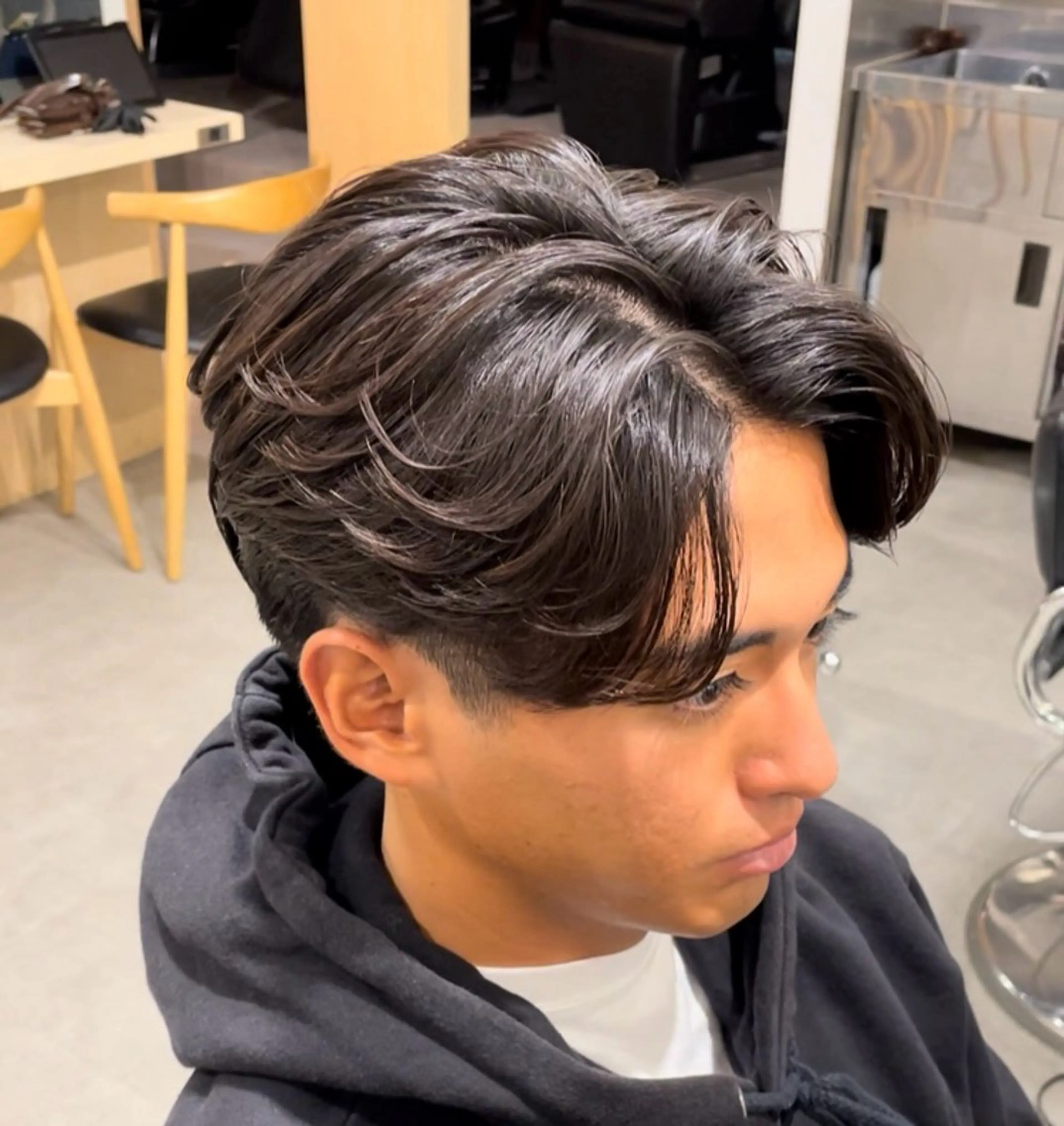 パーマ 八十川 佑斗のヘアスタイル