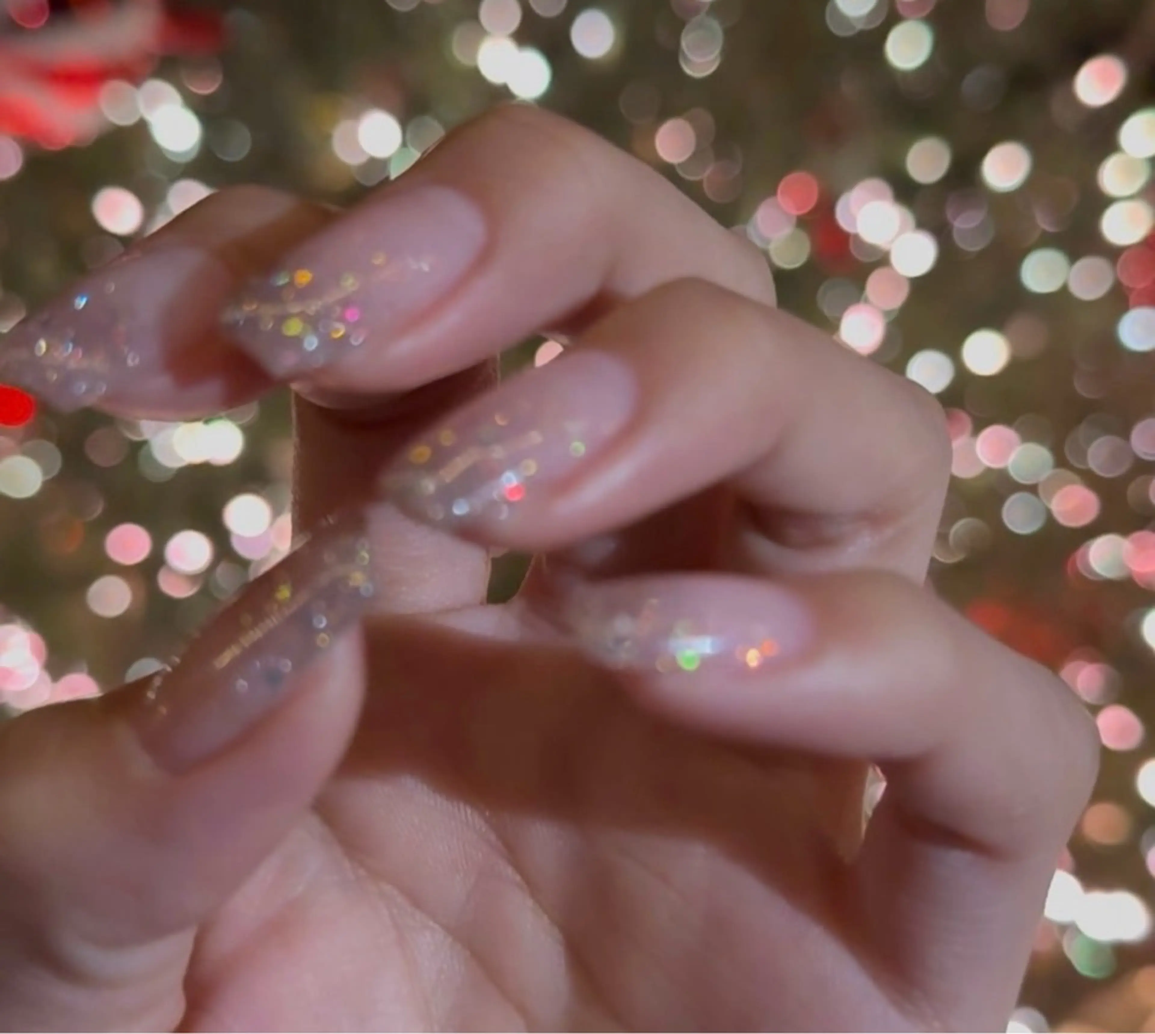 ネイル フラッシュネイル グラデーション キラキラネイル Elle. HINATAのネイルデザイン