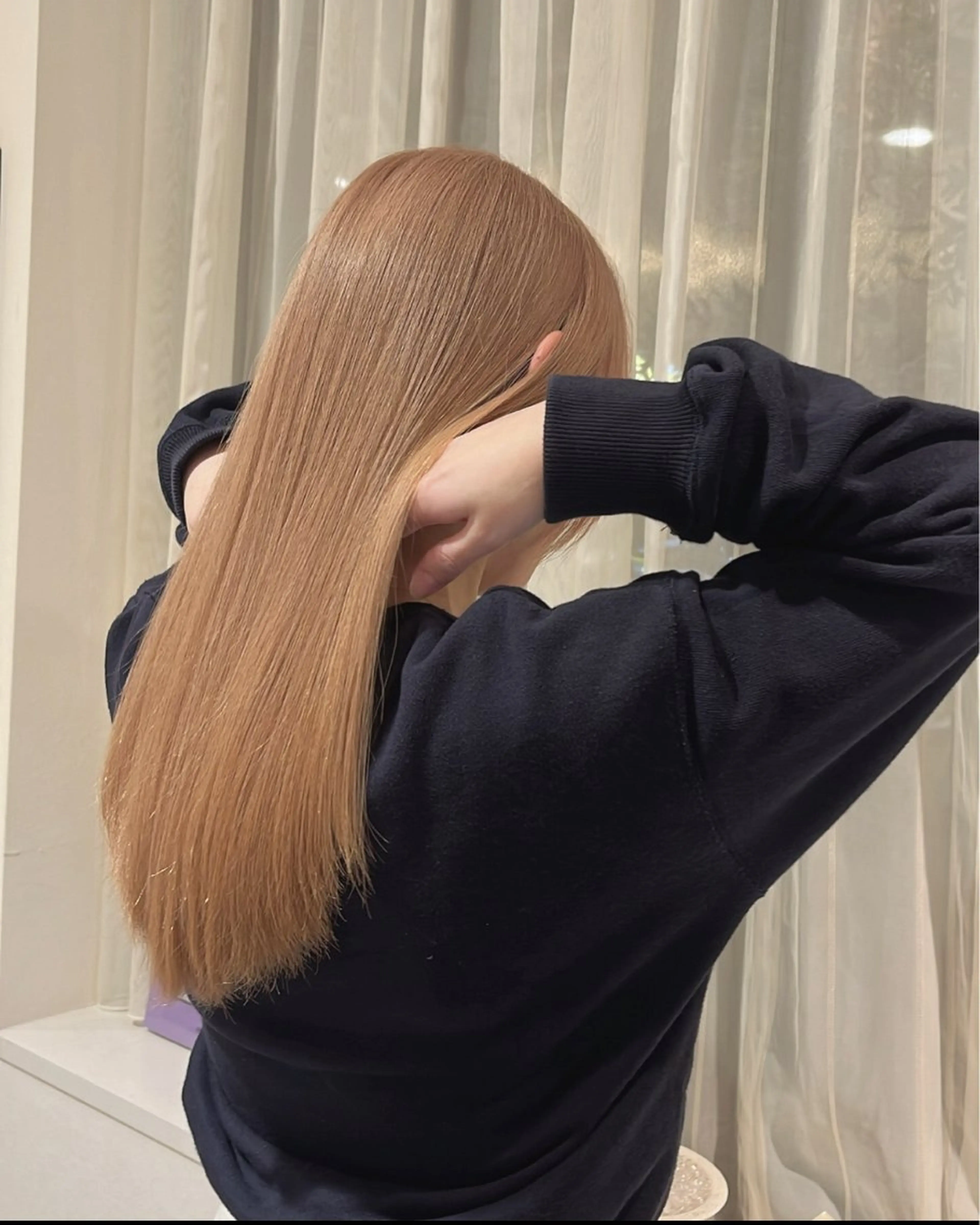 ロング ヘアカラー Fleur 西 優希のヘアスタイル