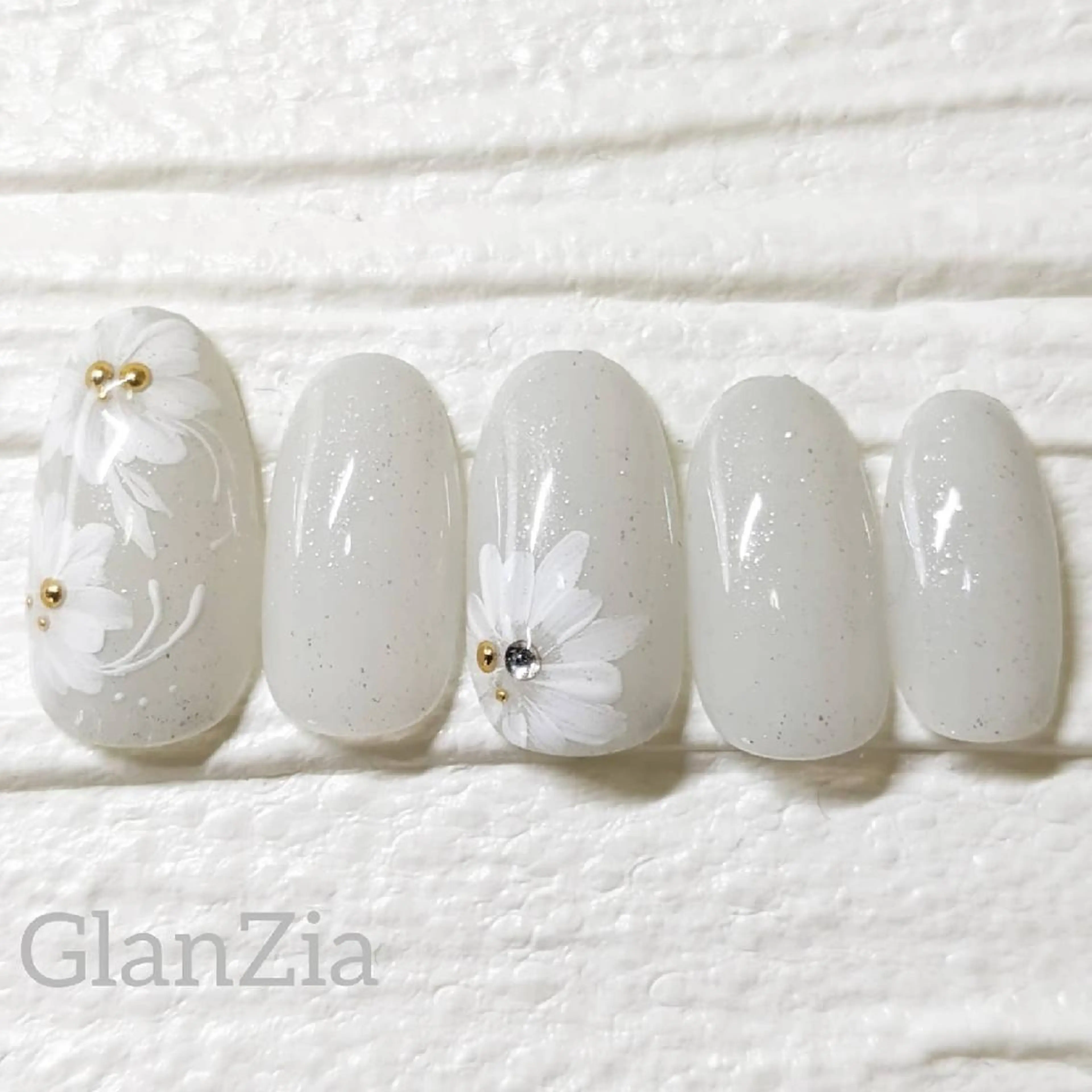 ネイル 南流山 ネイルサロン グランツィア のネイルデザイン