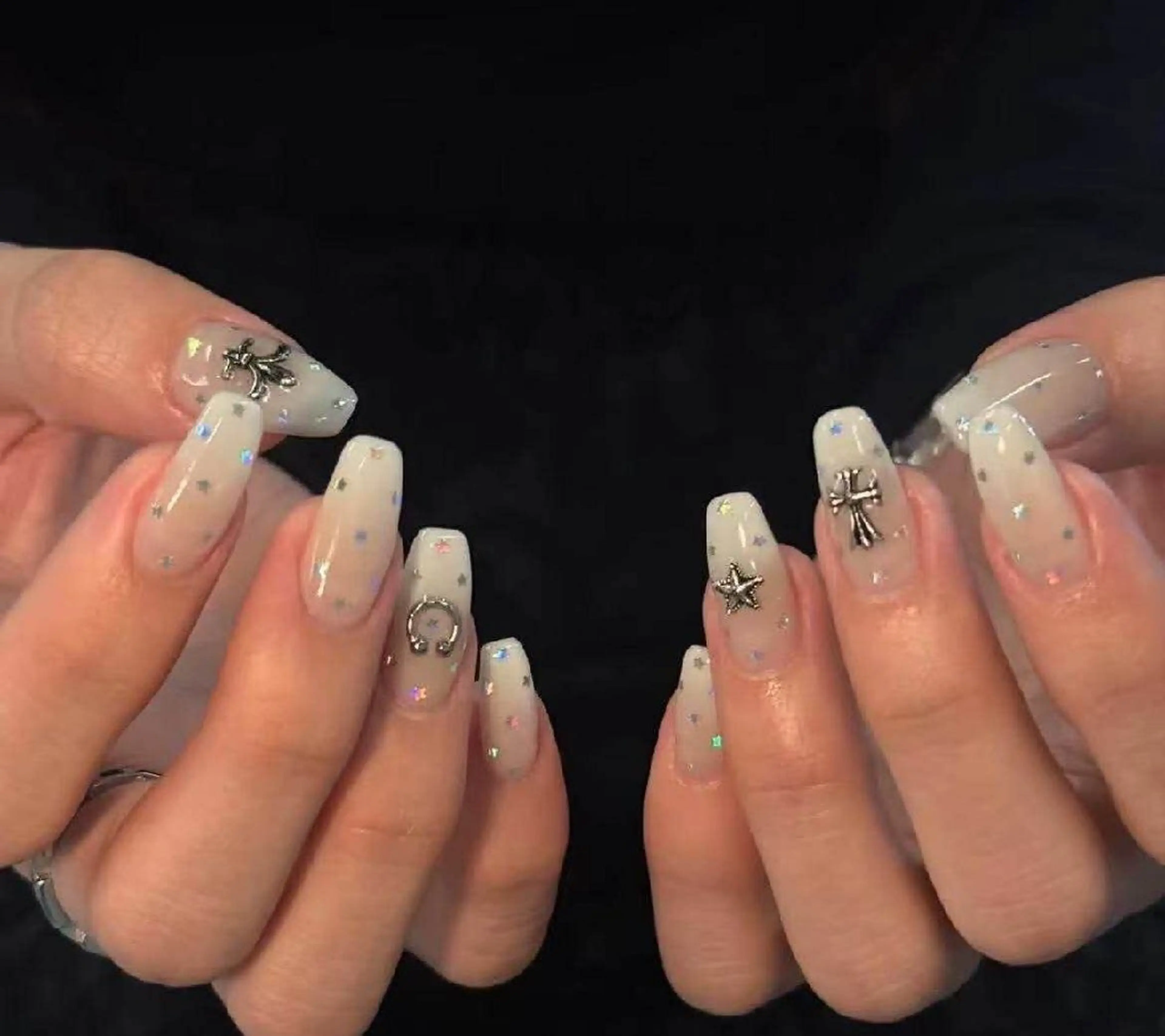 ネイル オーロラネイル フラワーネイル フットネイル フレンチネイル ジェルネイル ハンドネイル Oomiya 服部のネイルデザイン