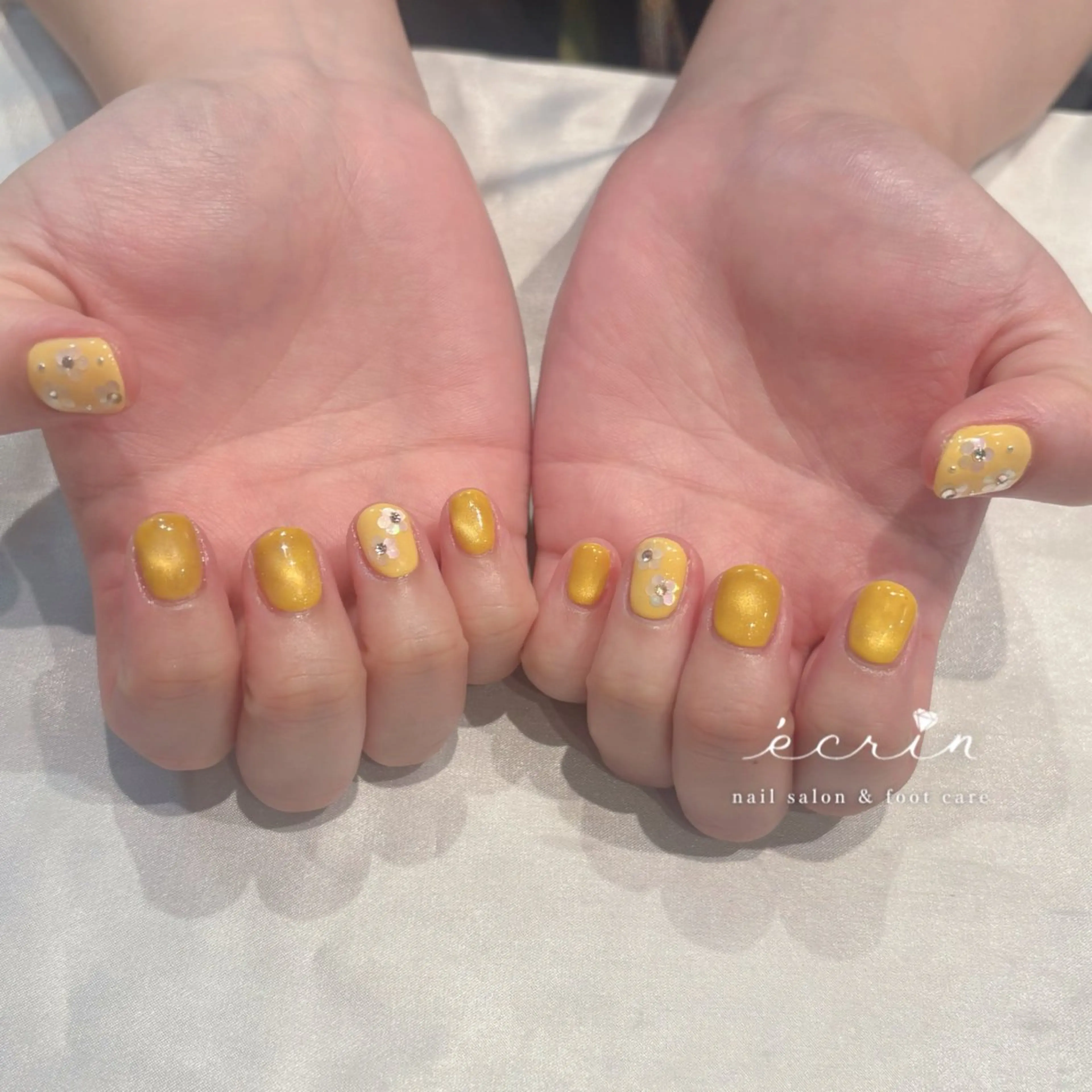 ネイル ecrin エクラン Haruka🌼のネイルデザイン