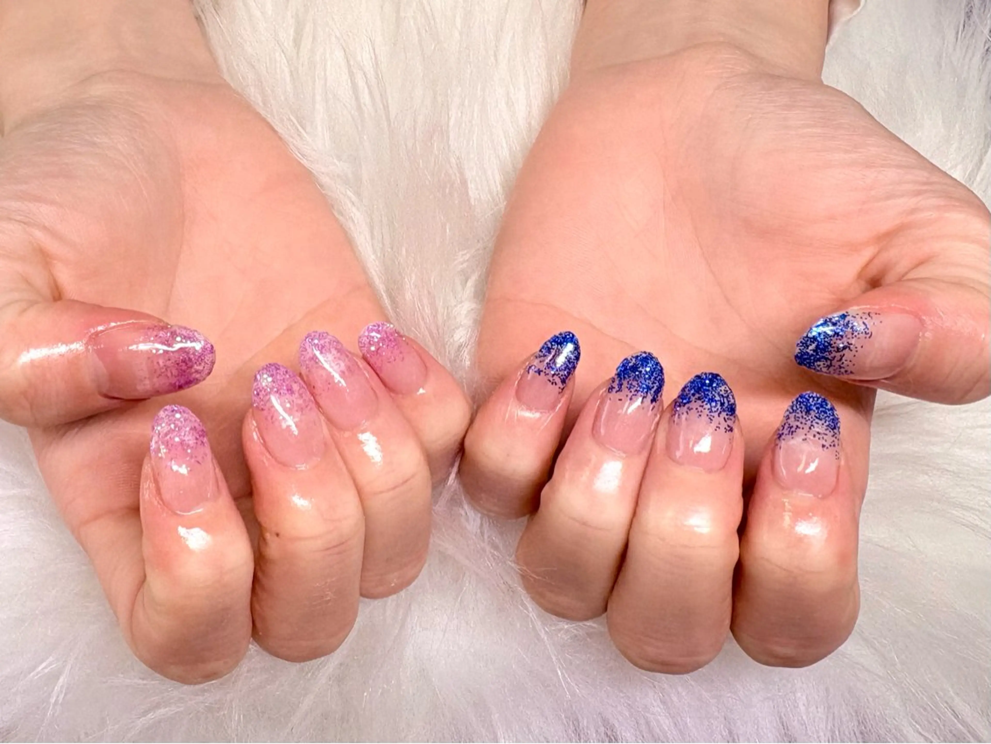 ネイル グラデーション ラメ(グリッター) ラメグラデーション シンプルネイル ハンドネイル Nailsalon Dahliaのネイルデザイン