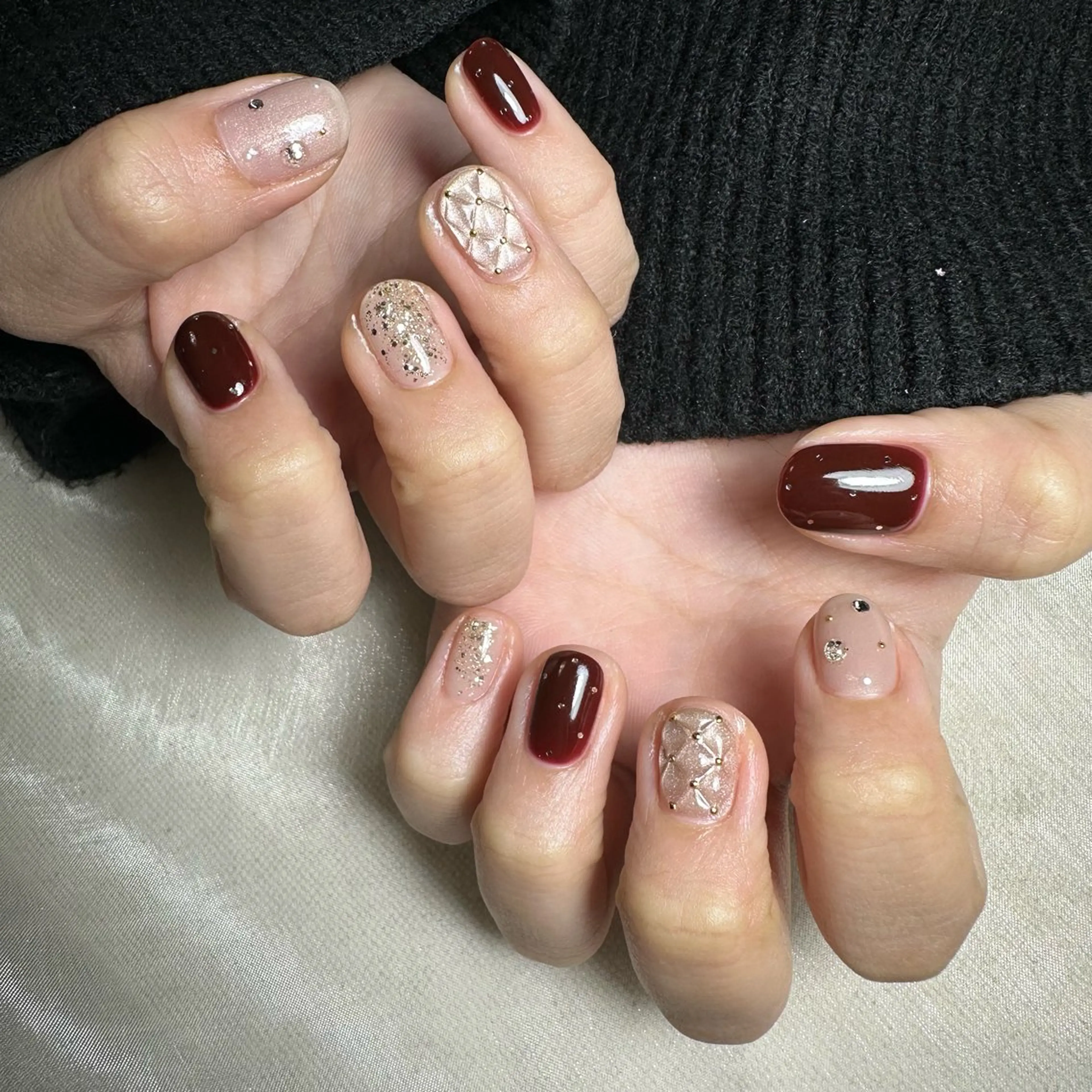 ネイル repos~ルポ~所属・里見 麗のネイルデザイン