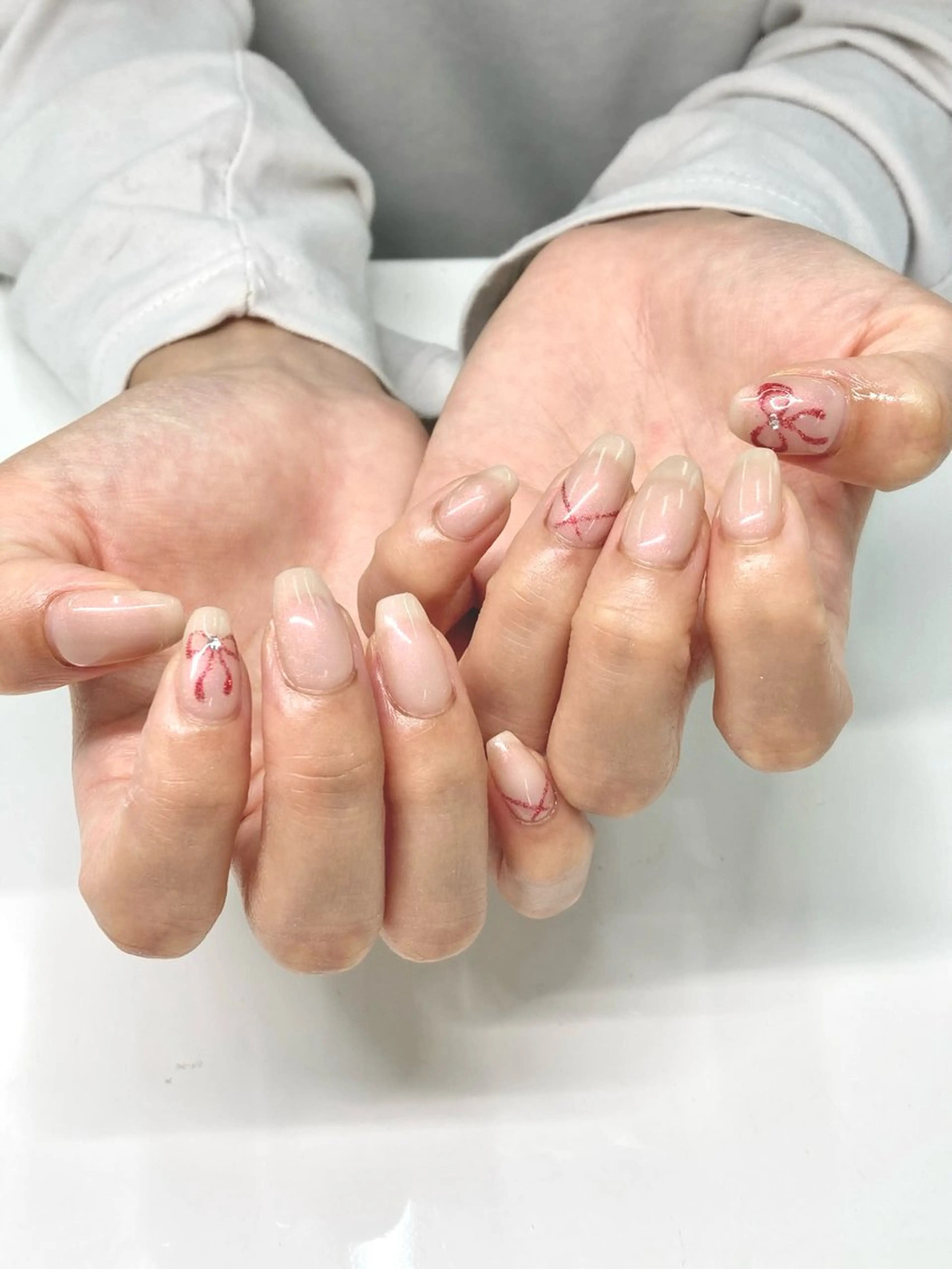 ネイル アートネイル ラメ(グリッター) シンプルネイル 佐々木 優花のネイルデザイン