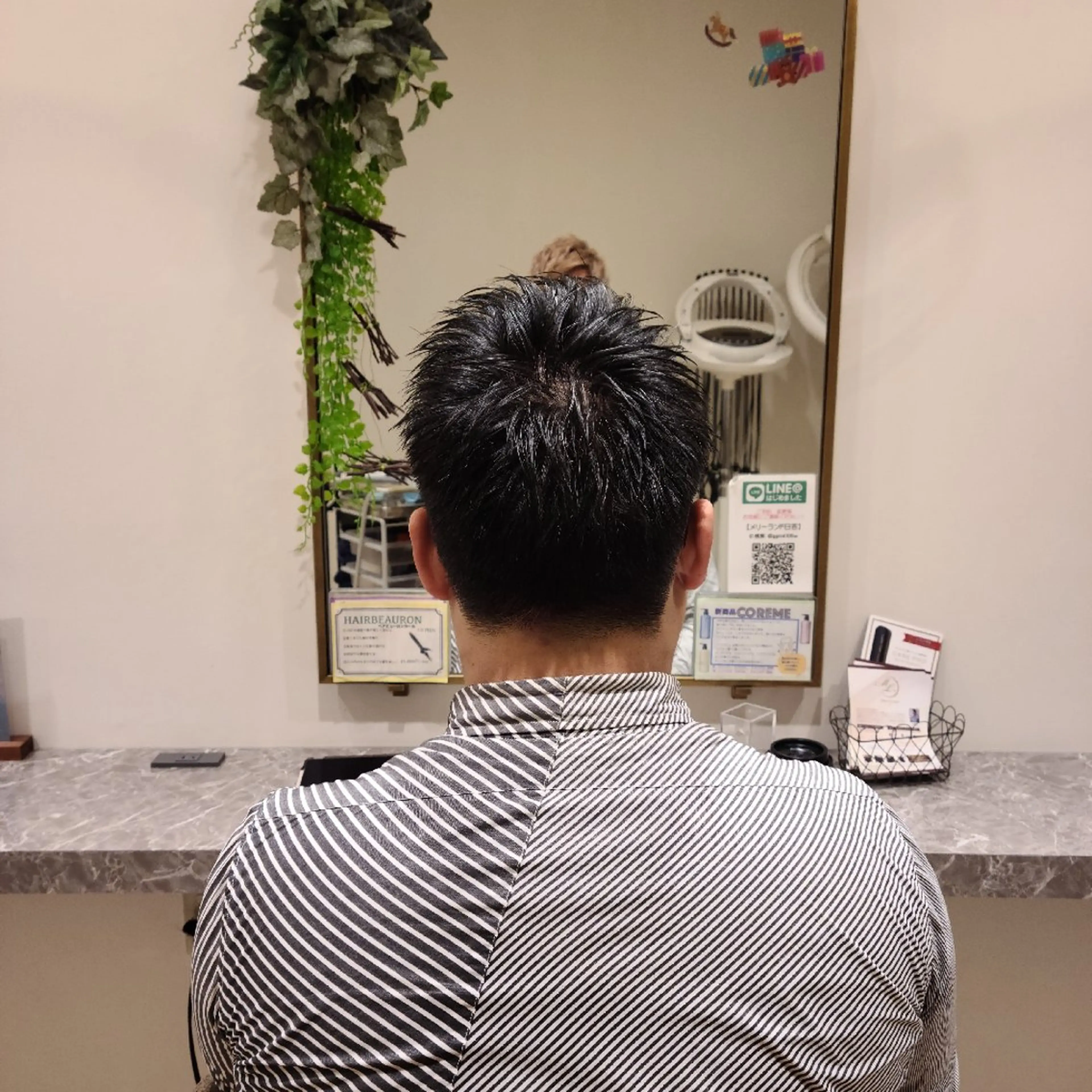 ショート カット トリートメント 中井 啓悟のヘアスタイル