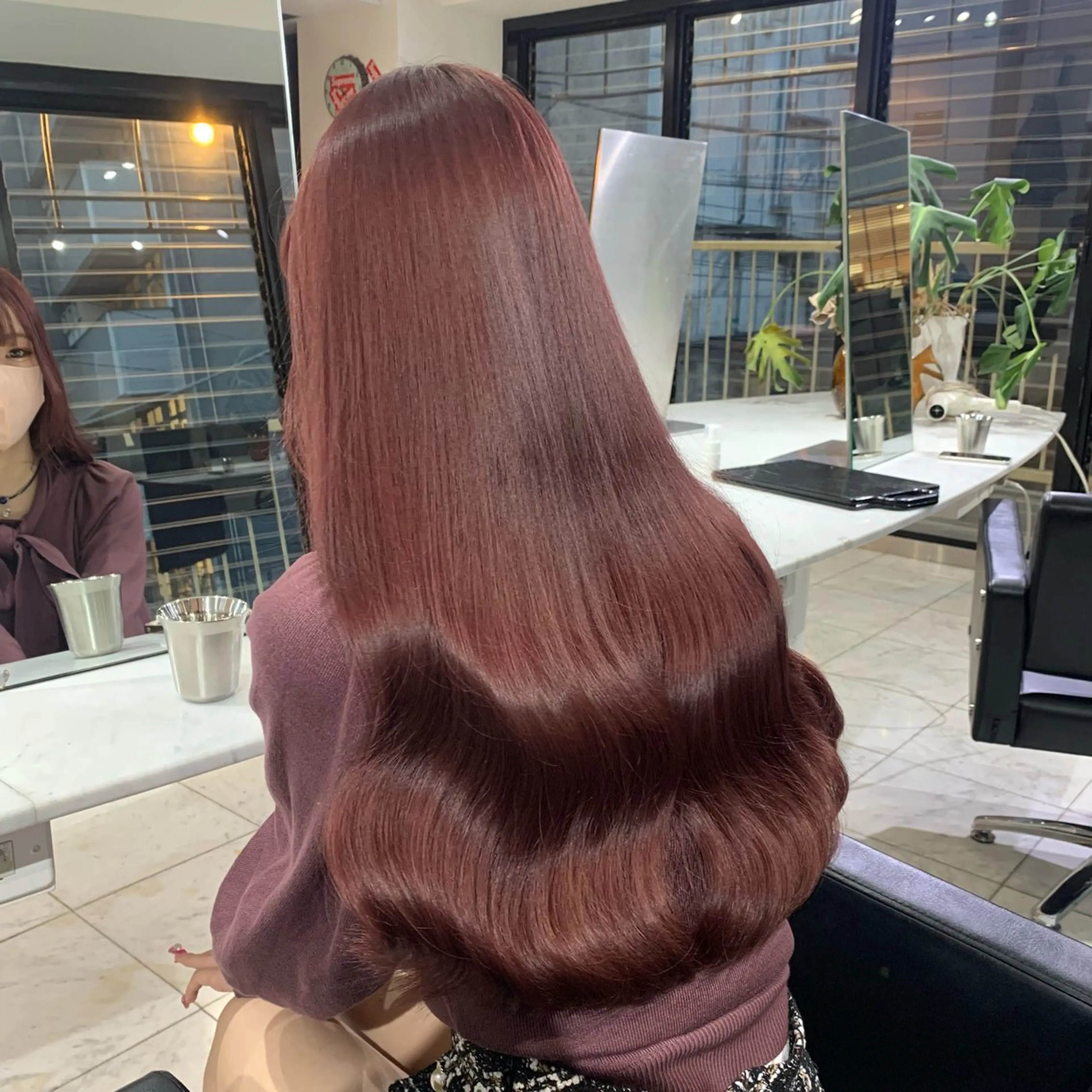 ロング カラー ブリーチ ケアブリーチ カシス ダブルカラー ピンクカラー カット ヘアカラー トリートメント RYOSUKE ハイトーンのヘアスタイル
