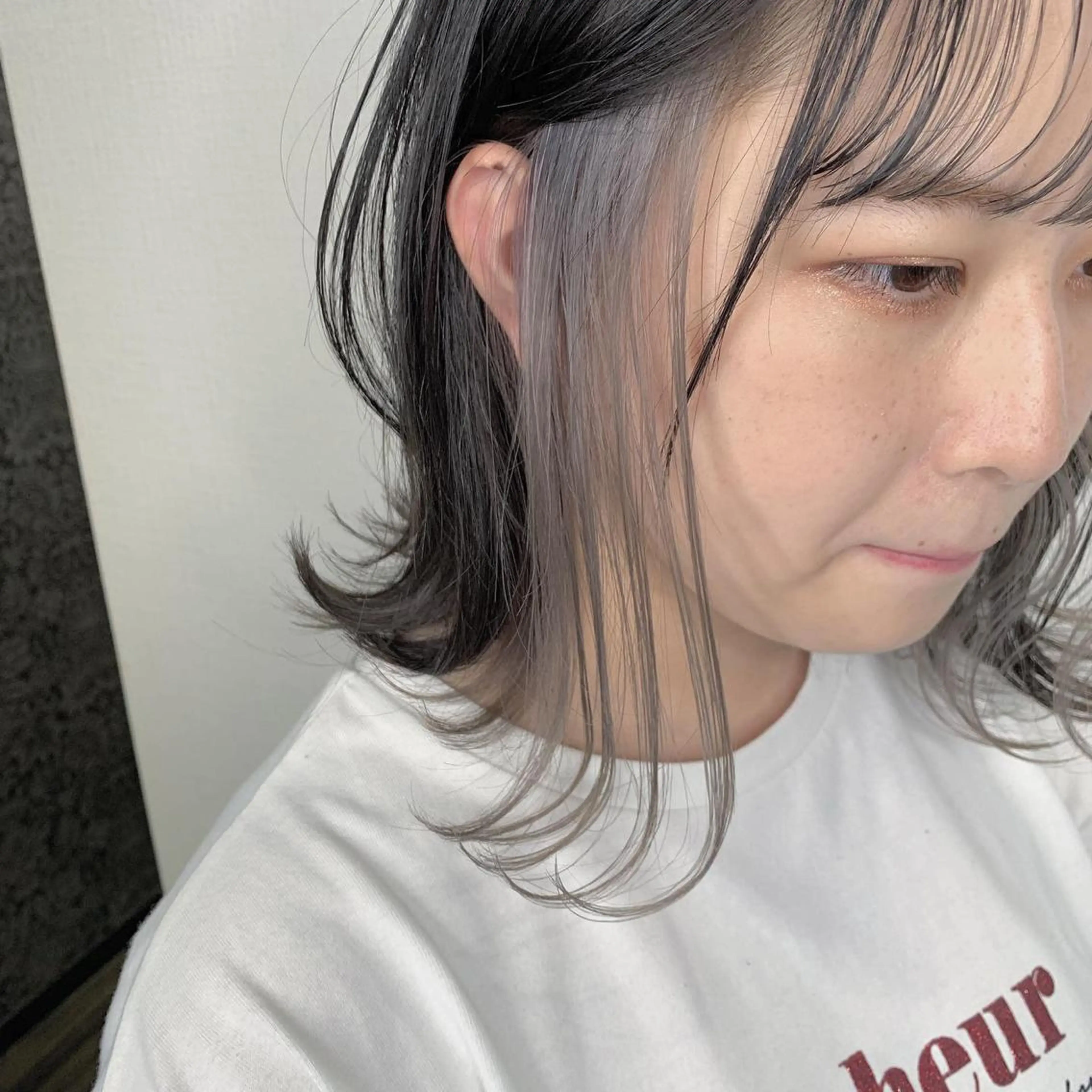 ミディアム アッシュ ヘアカラー 佐藤 香太のヘアスタイル