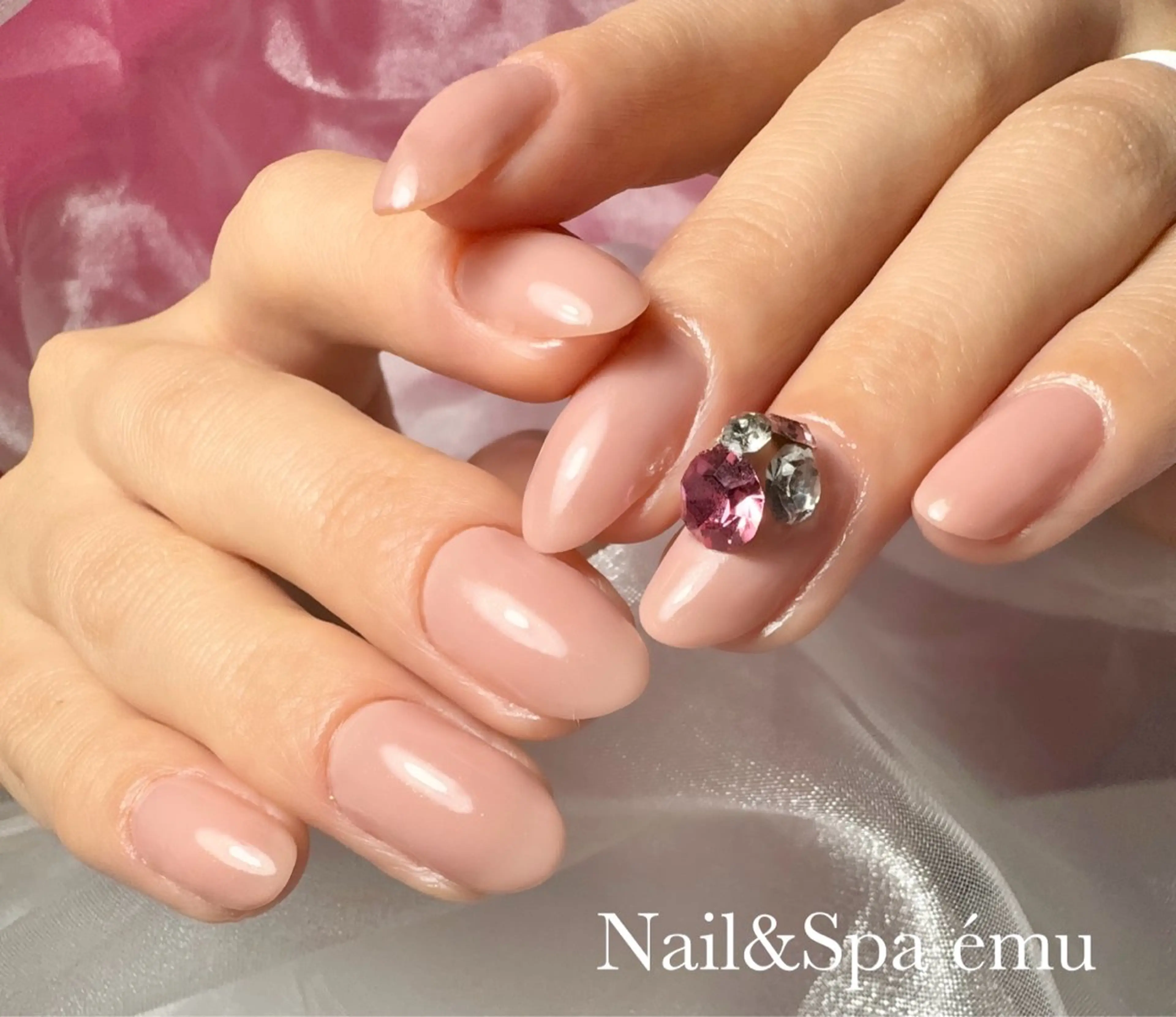 ネイル ワンカラーネイル Nail&Spa émuのネイルデザイン