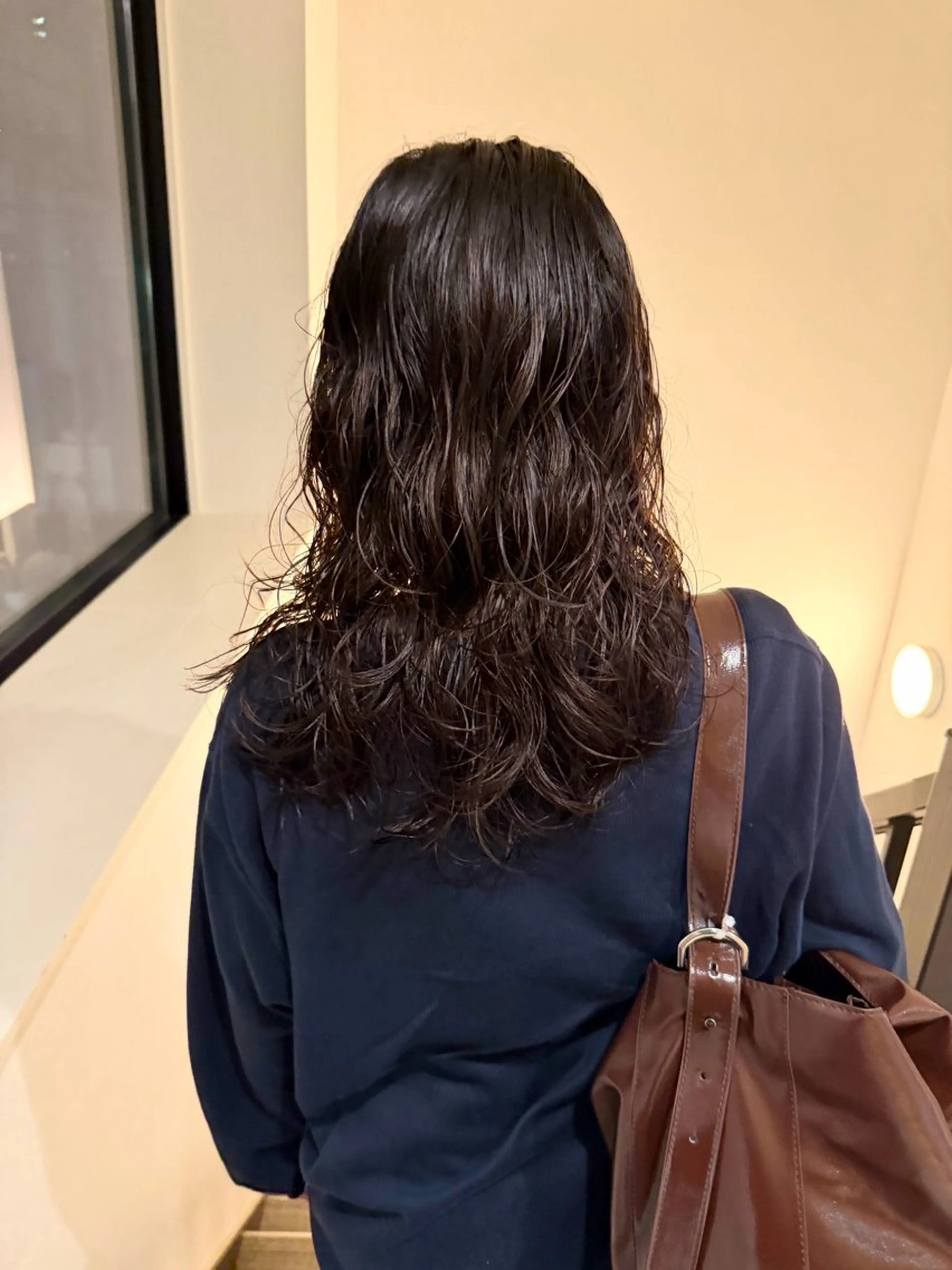 ロング パーマ 井出 海月のヘアスタイル