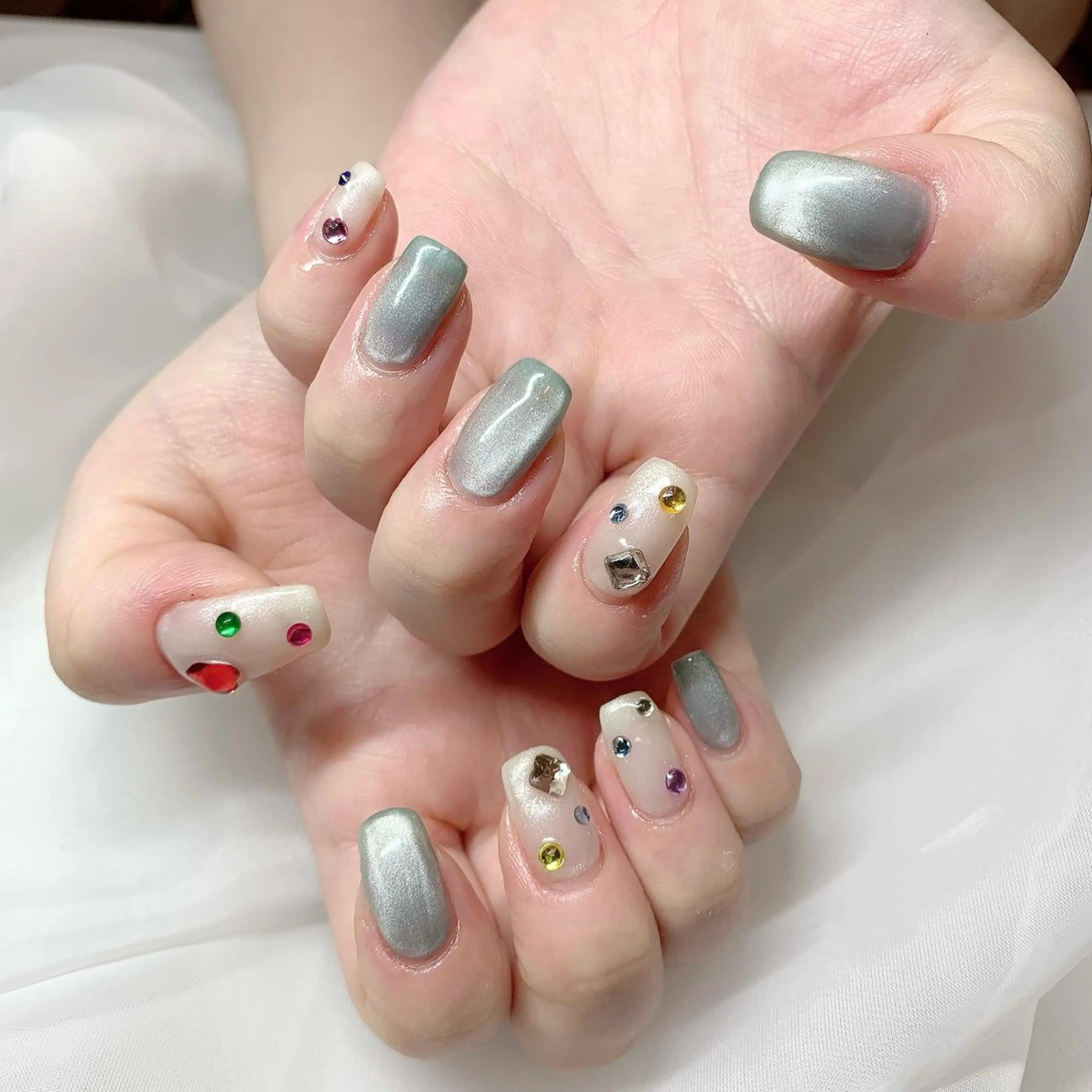 ネイル ハンドネイル Lucid Fleur Amiのネイルデザイン