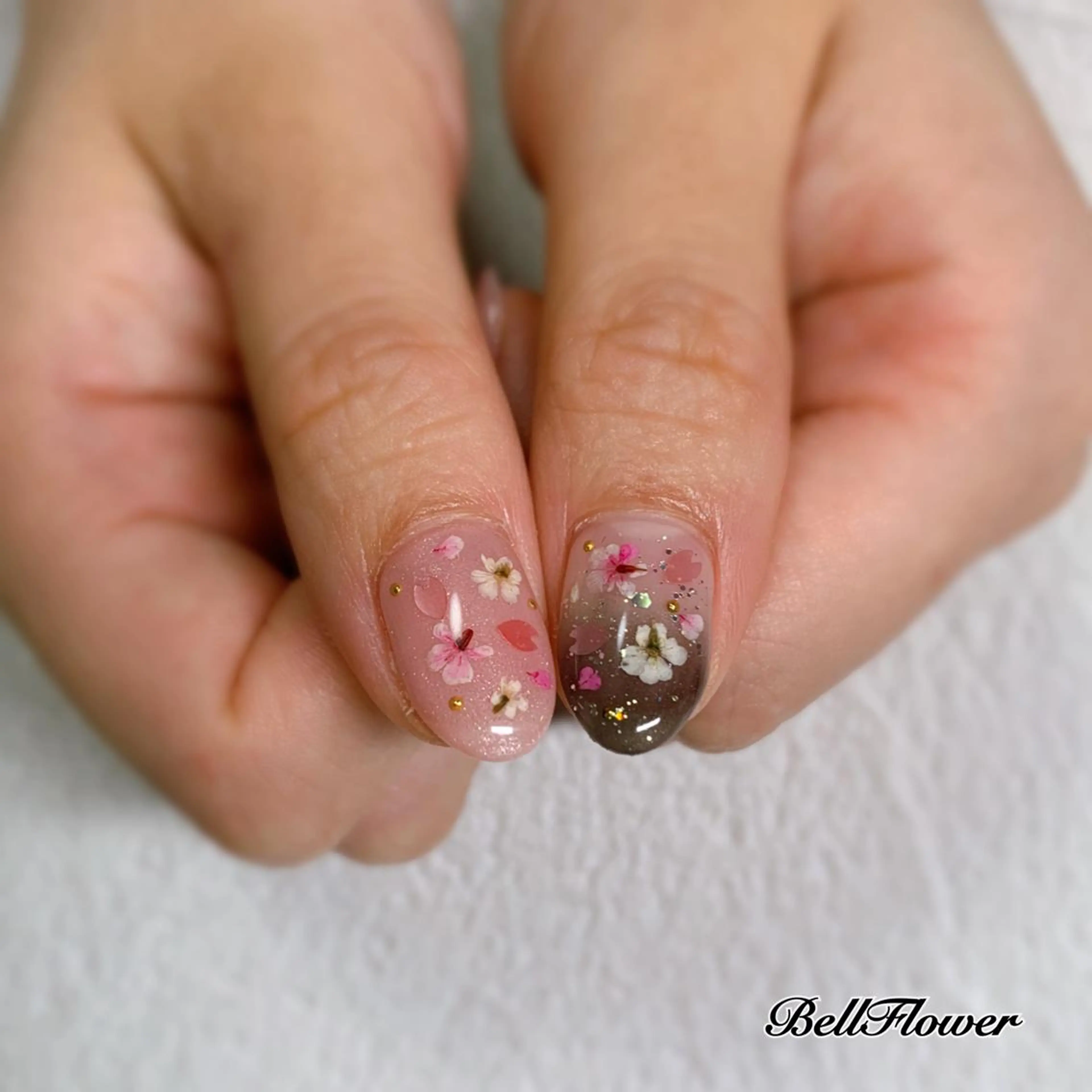 ネイル 持ち込み Bell Flowerのネイルデザイン