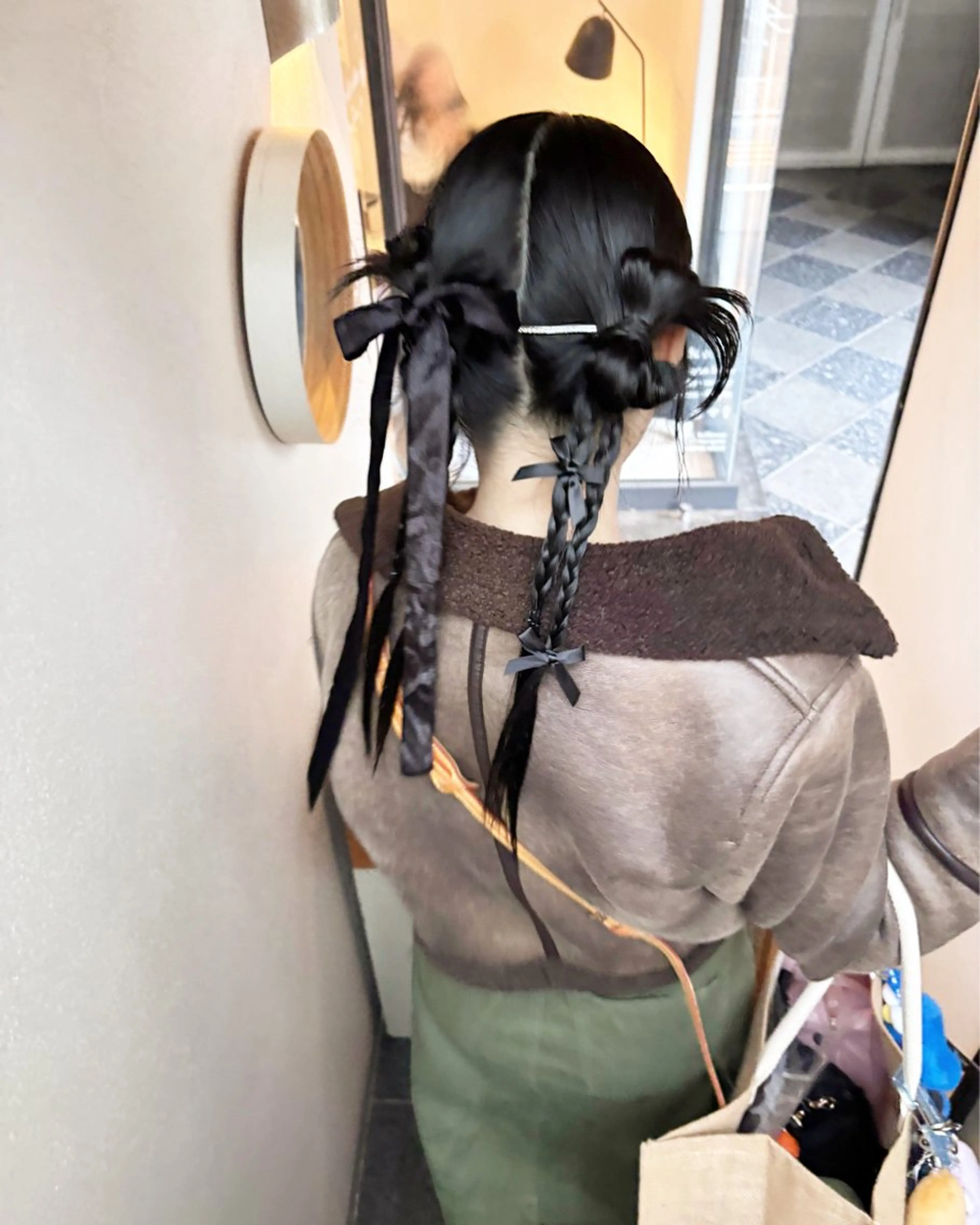 ロング ヘアアレンジ 柔らかストレートと ツヤカラー/和田陽向のヘアスタイル