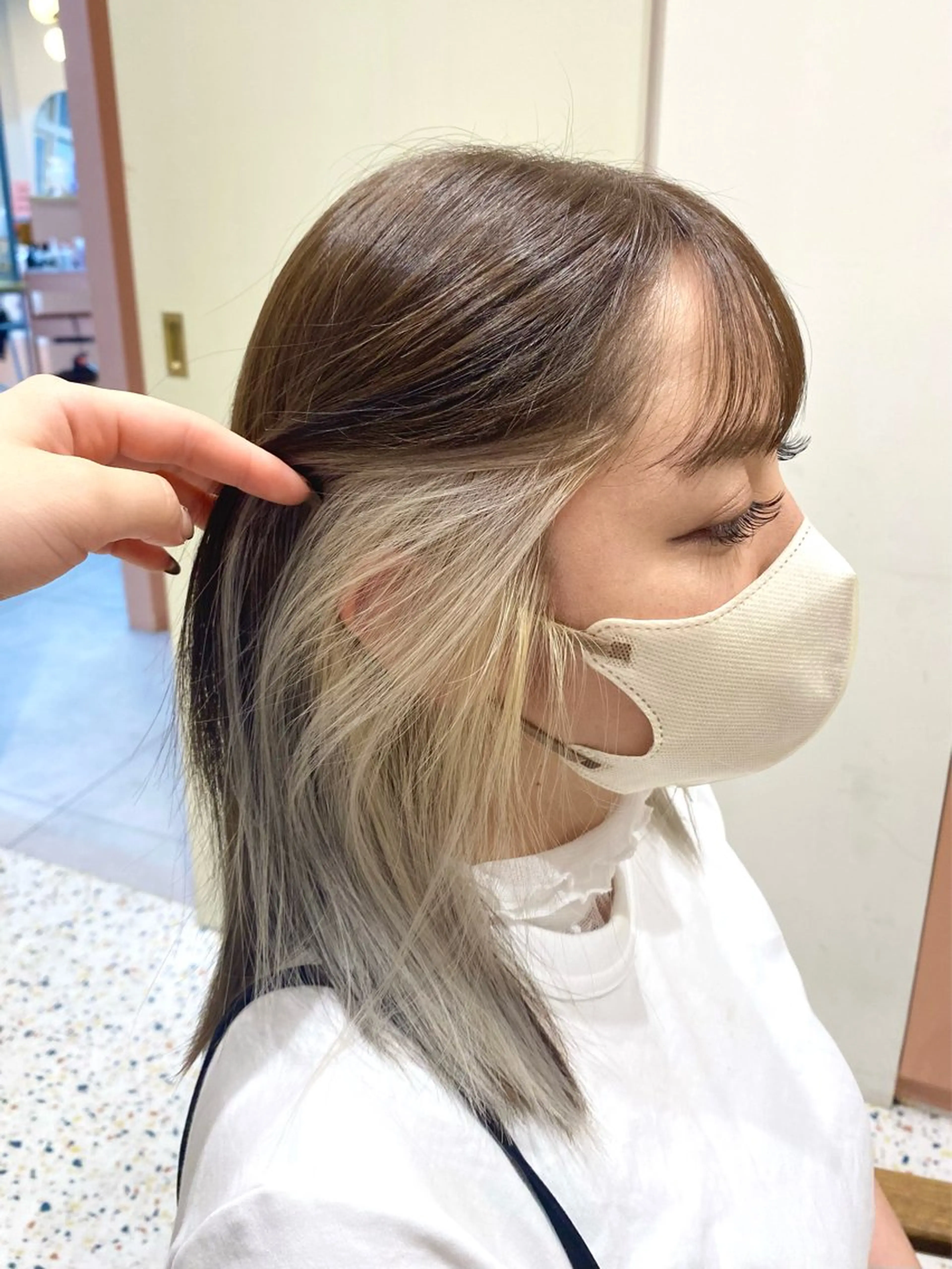 ミディアム mite hikariのヘアスタイル