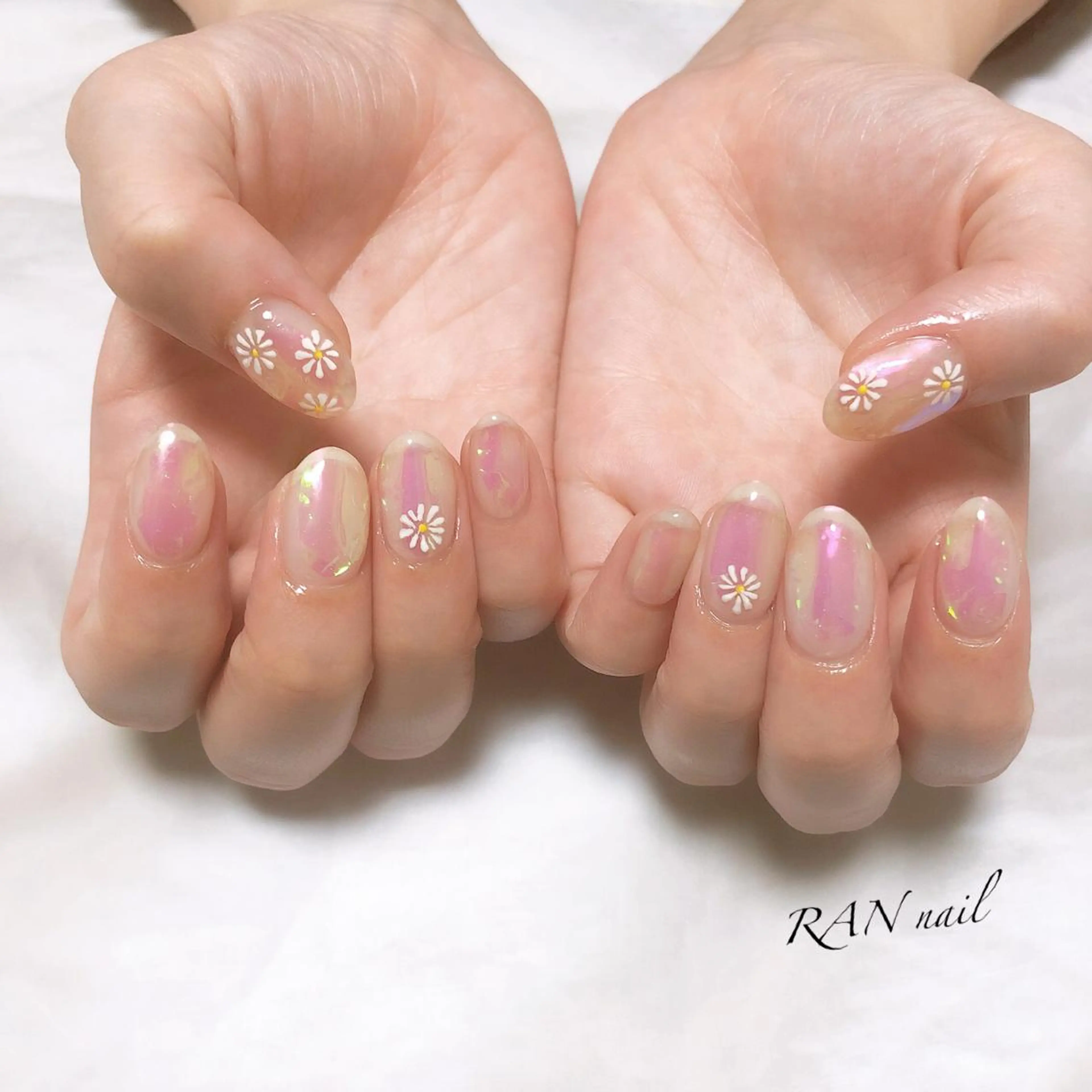 ネイル オーロラネイル フットネイル グリーン 氷ネイル・うるうるネイル ミラーネイル ハンドネイル フットネイル RAN nailのネイルデザイン