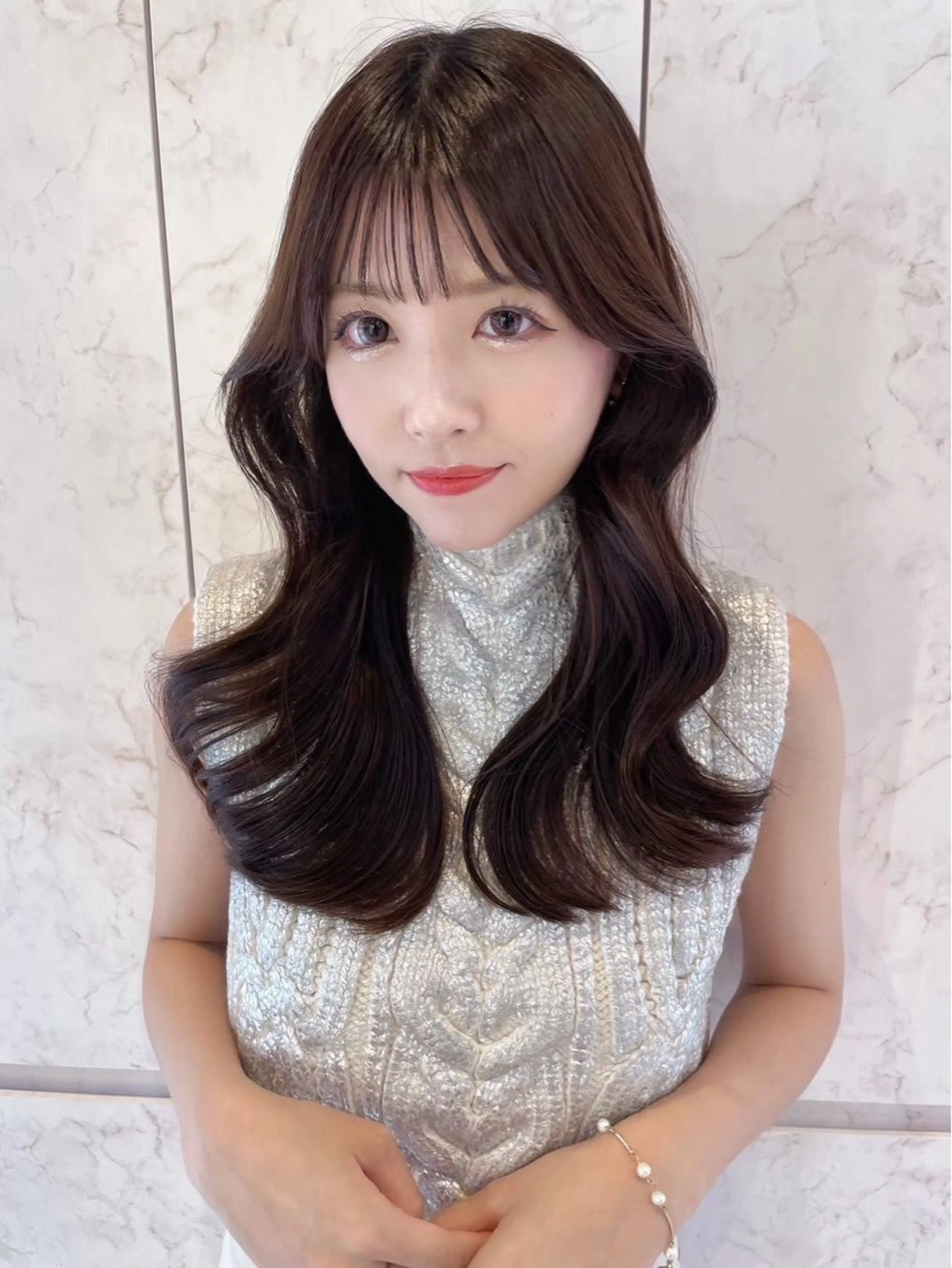 ロング カラー moeka レイヤー /艶カラー/韓国のヘアスタイル