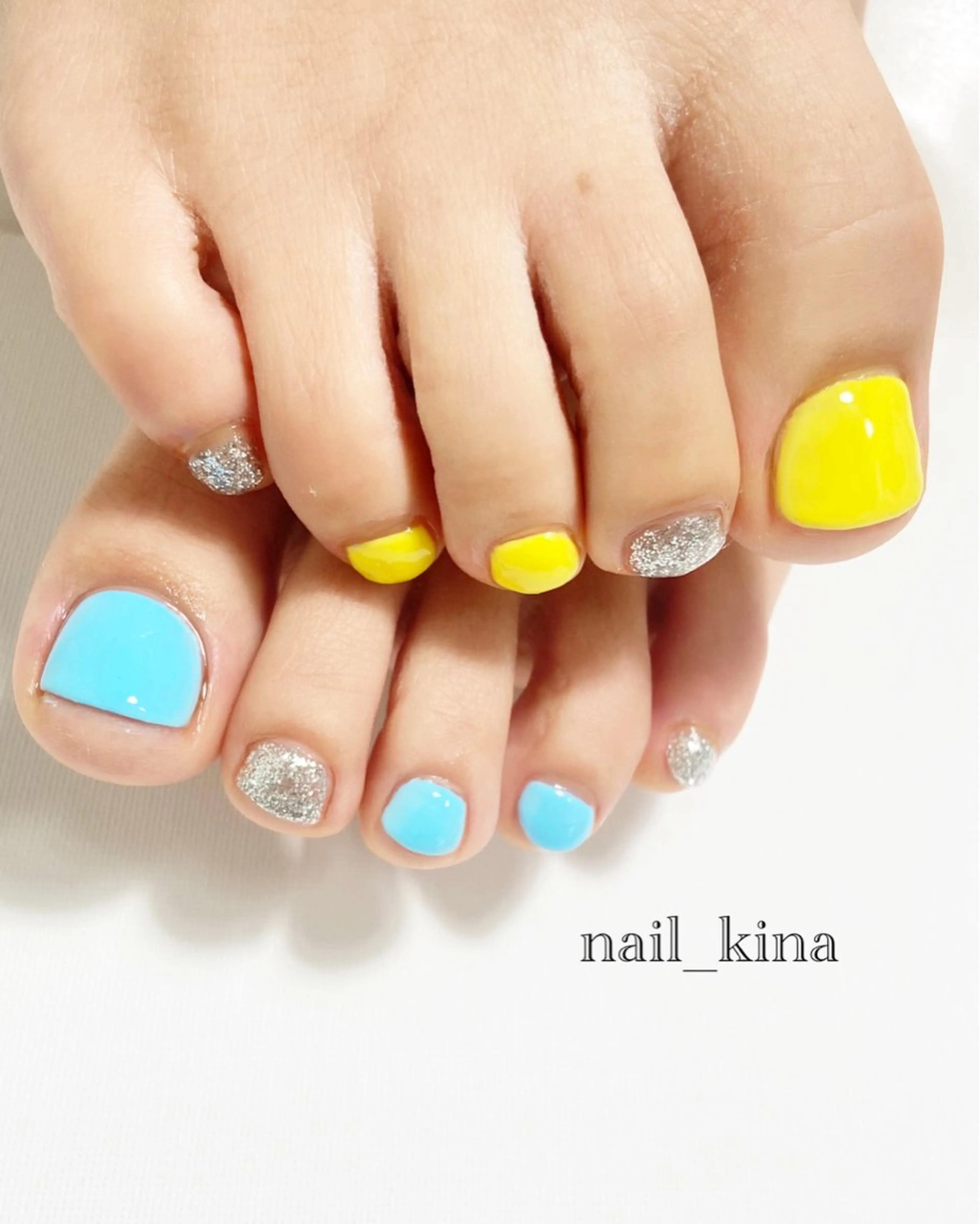 ネイル フットネイル ワンカラーネイル ハンドネイル nail_ kinaのネイルデザイン