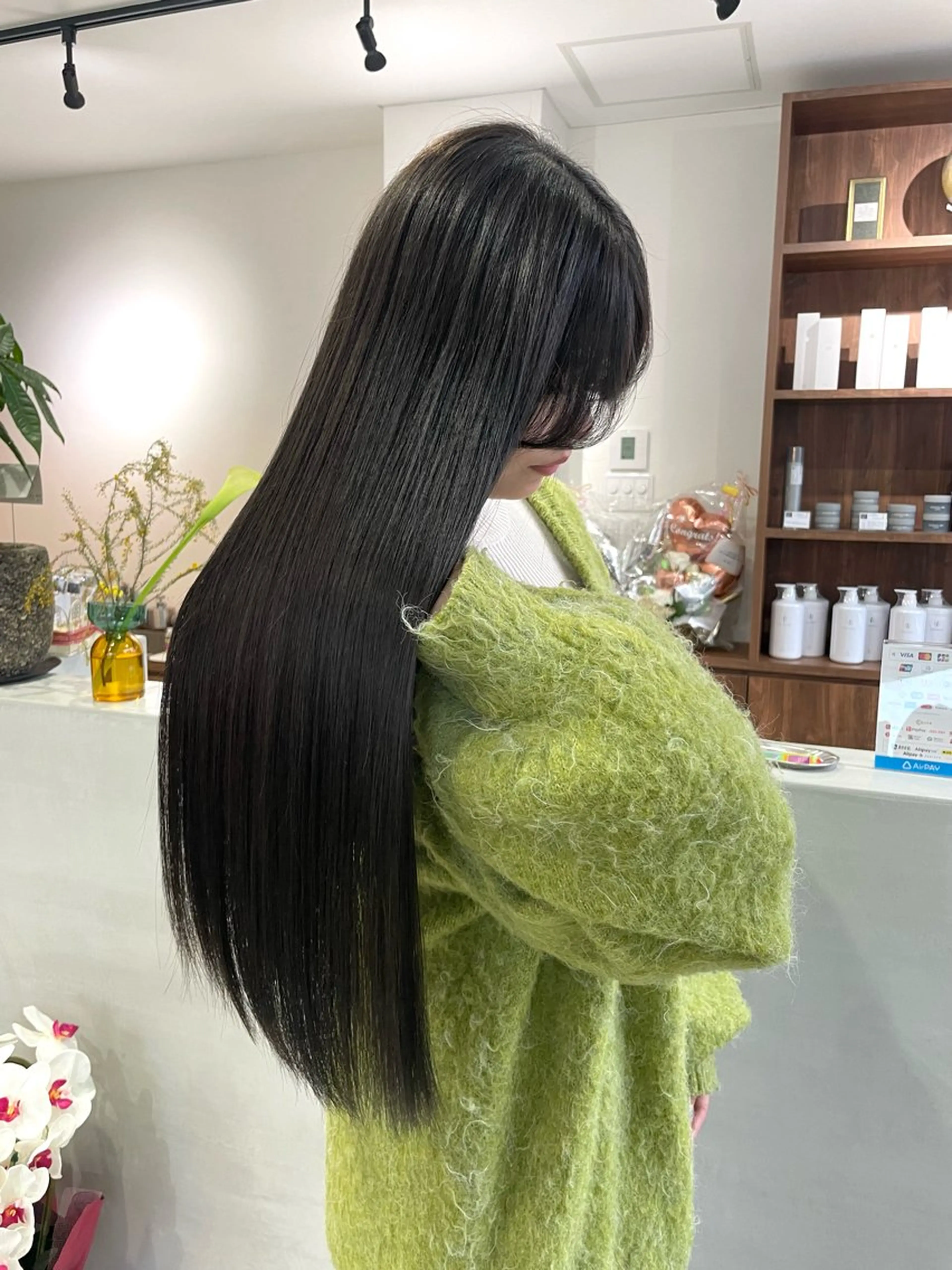 ロング 髪質改善 縮毛矯正 トリートメント (h)wim ウィムのヘアスタイル