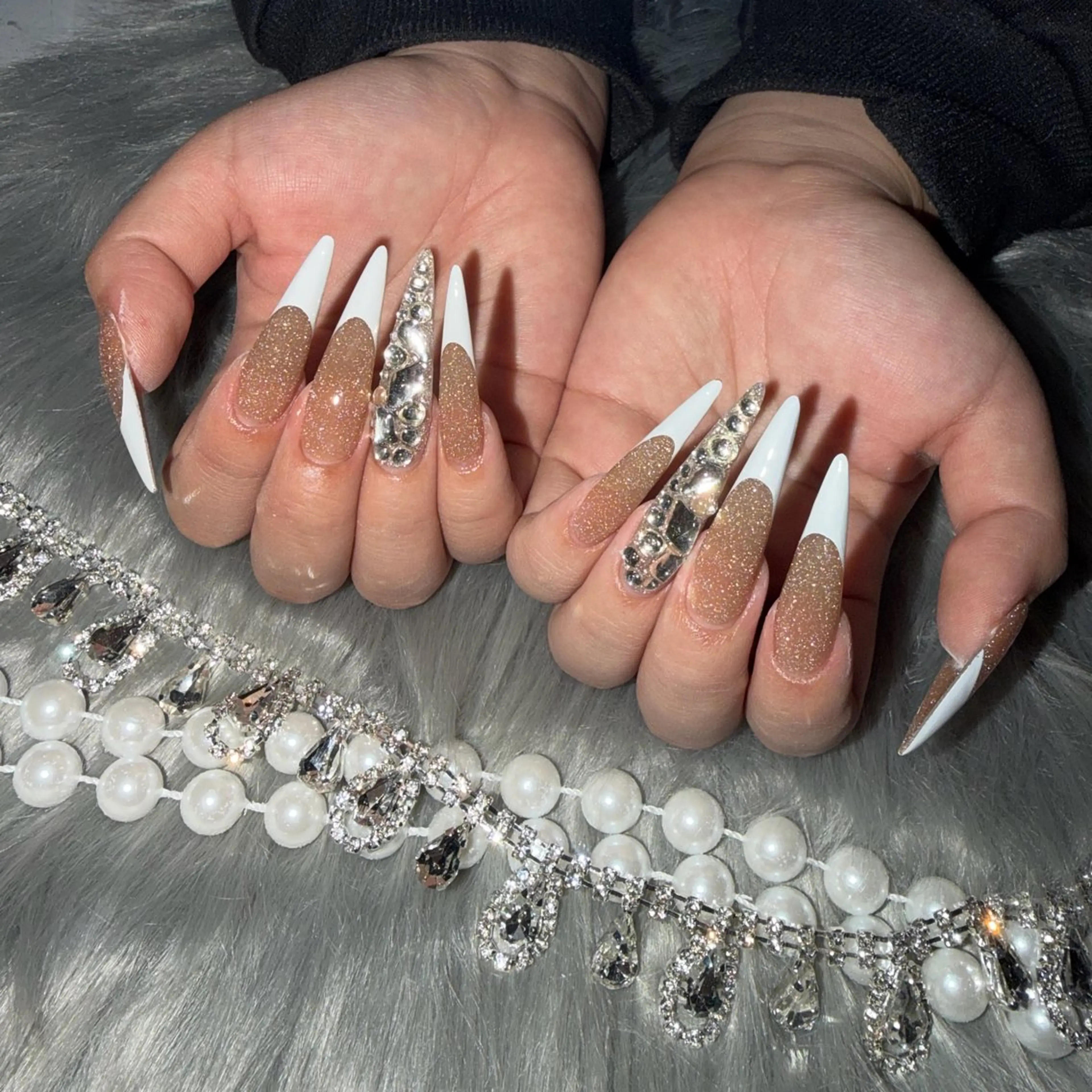 ネイル フレンチネイル ジェルネイル 韓国ネイル ロングネイル マグネットネイル ハンドネイル Nail Salon Growのネイルデザイン