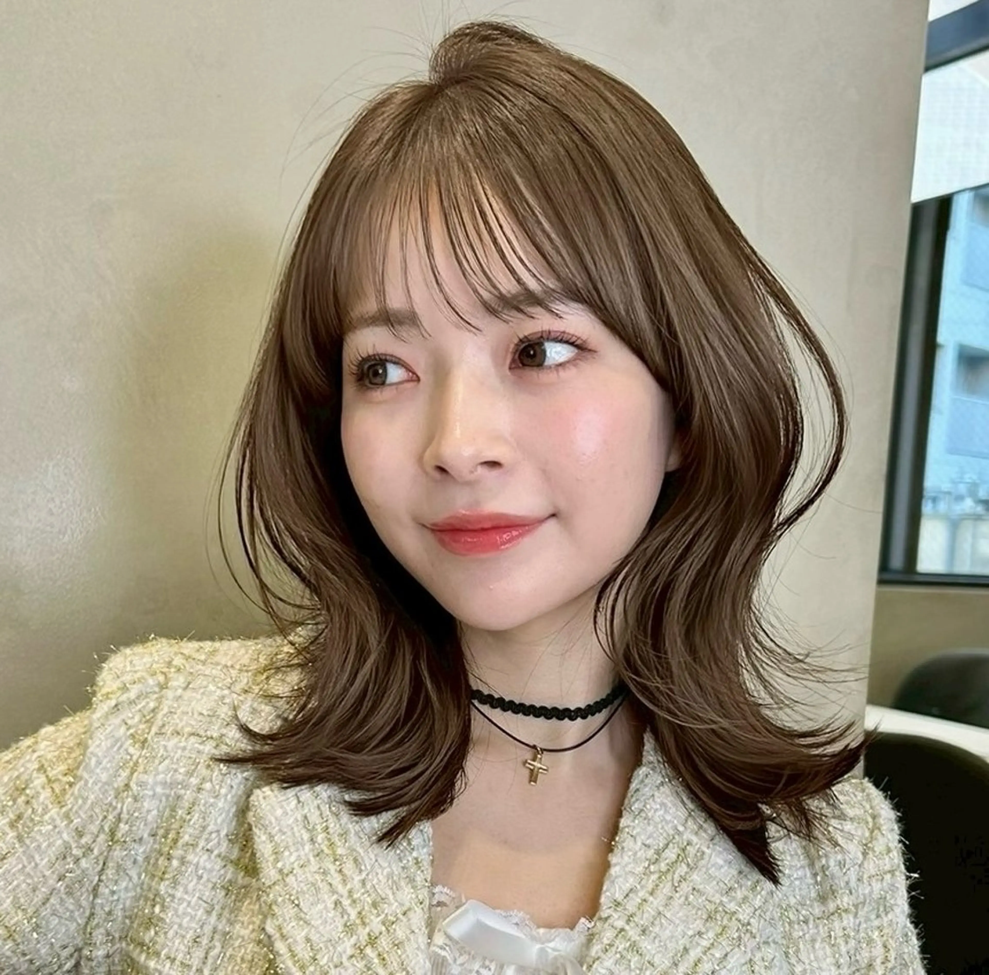 ミディアム カラー 切りっぱなしボブ ブリーチ ブリーチなしカラー ボブ 顔周りカット カット ヘアカラー ♥️似合わせボブ/ 縮毛矯正/大和田拓夢のヘアスタイル