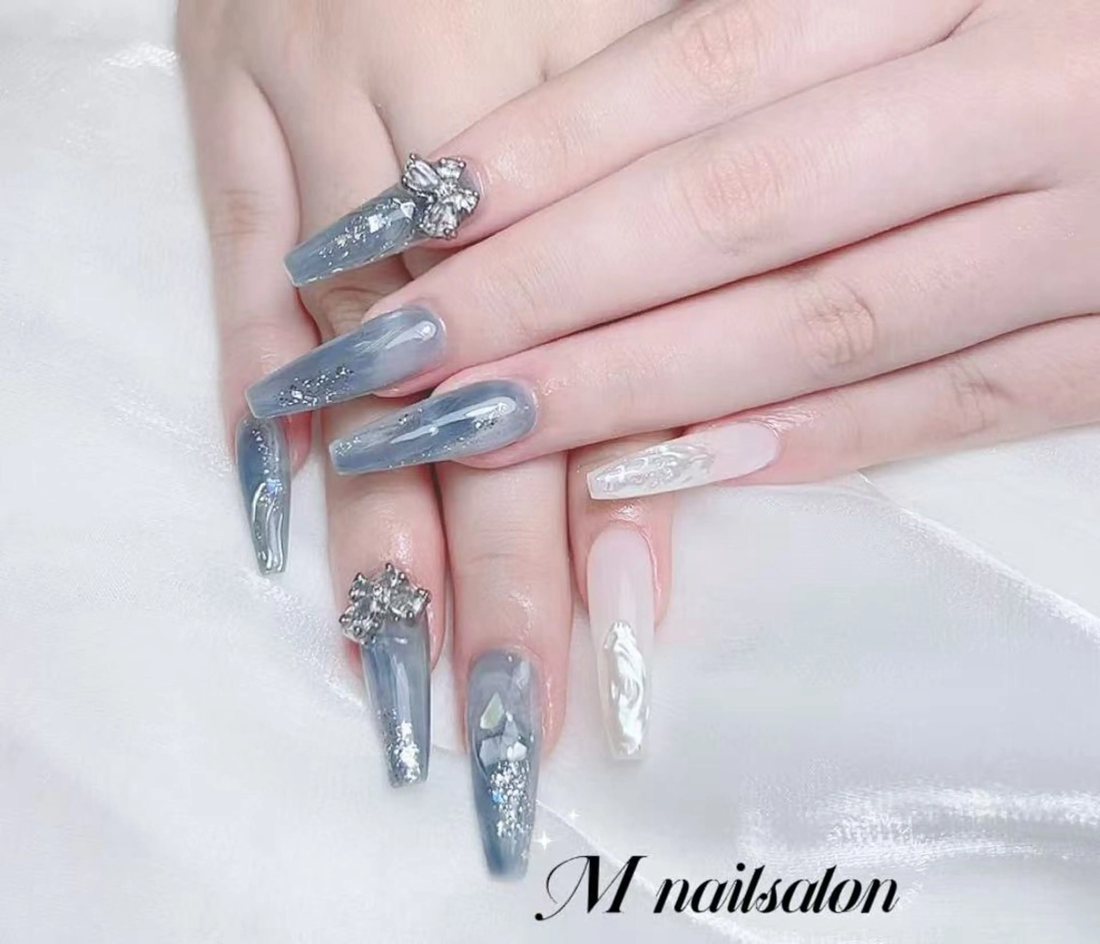ネイル M🌷nail 長さだし専門店のネイルデザイン