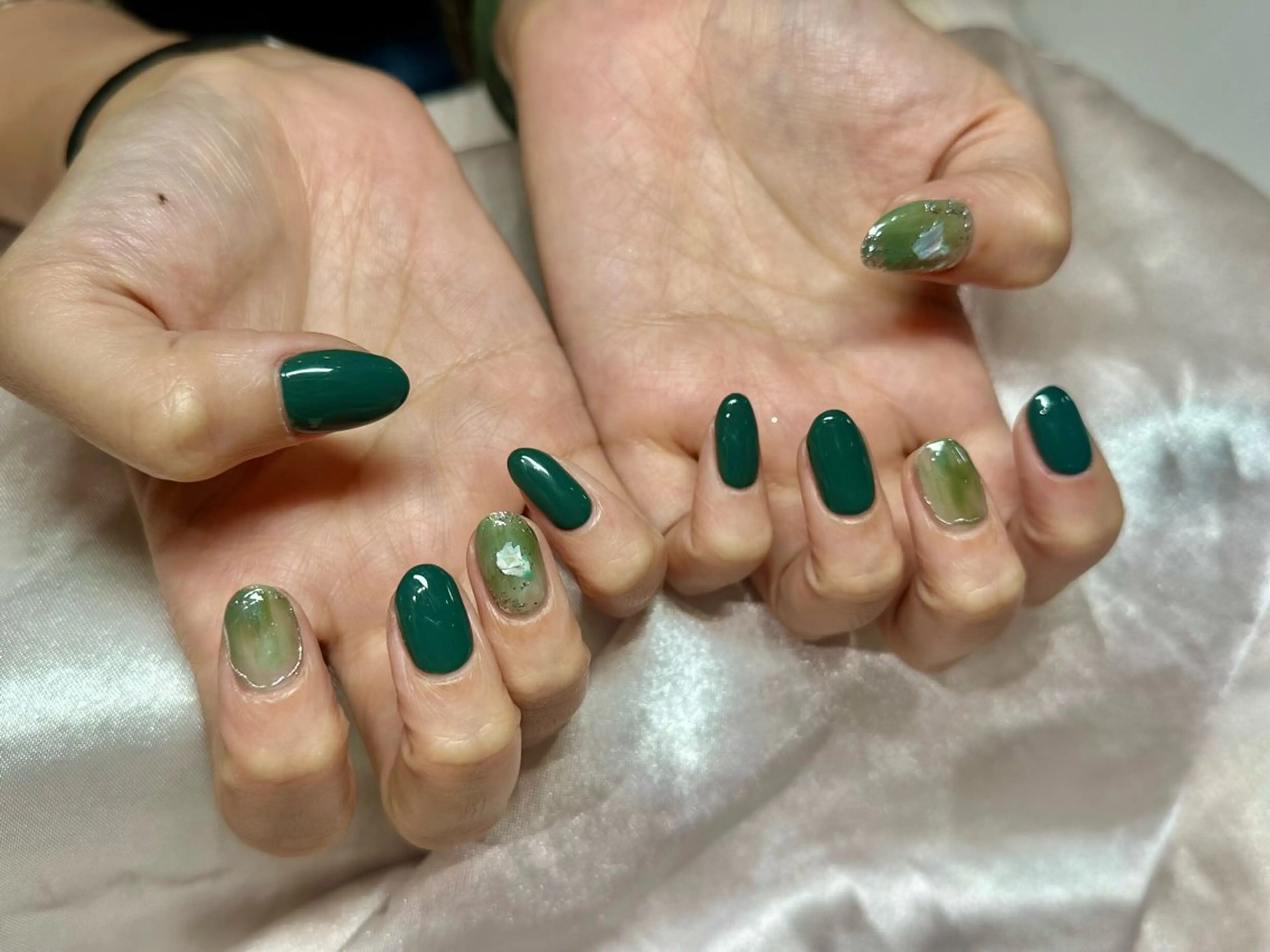 ネイル ニュアンスネイル ハンドネイル Roy 心斎橋 IINUMAのネイルデザイン