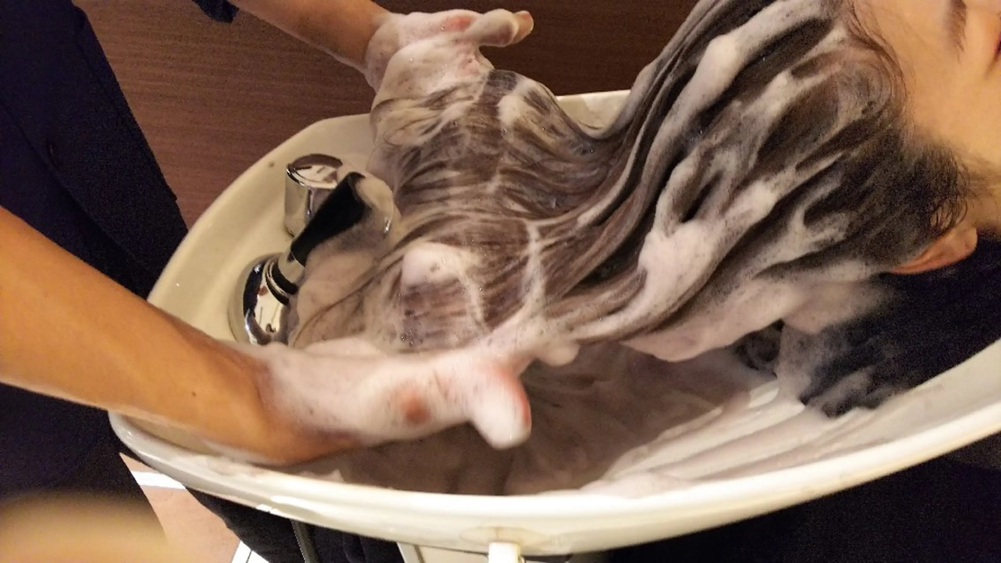 ヘッドスパ（15分〜）＆ツヤツヤヘアトリートメント⭐️当日予約OK⭐️の写真