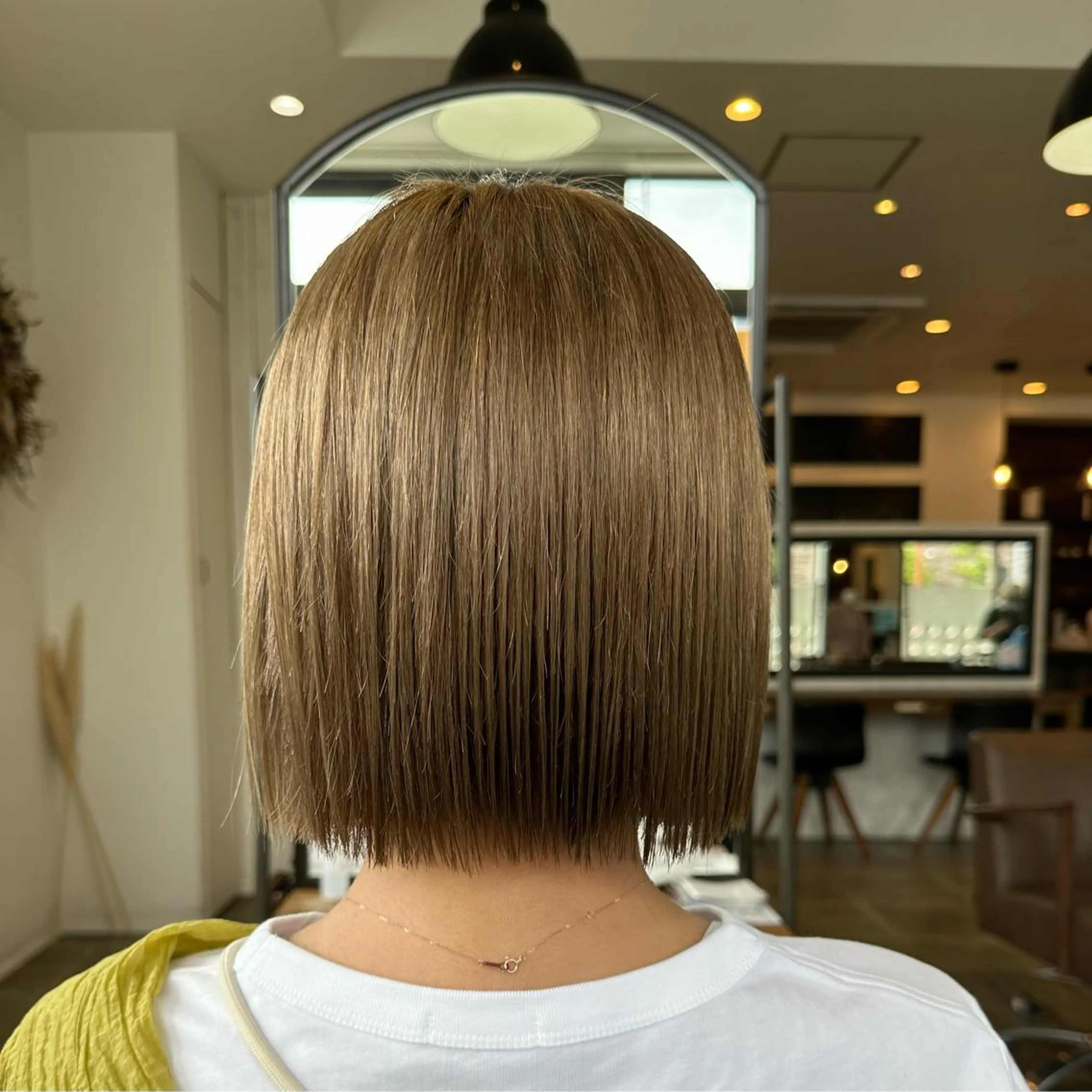 ミディアム カラー ヘアアレンジ MIRUKA/ 暖色カラー/ベージュのヘアスタイル