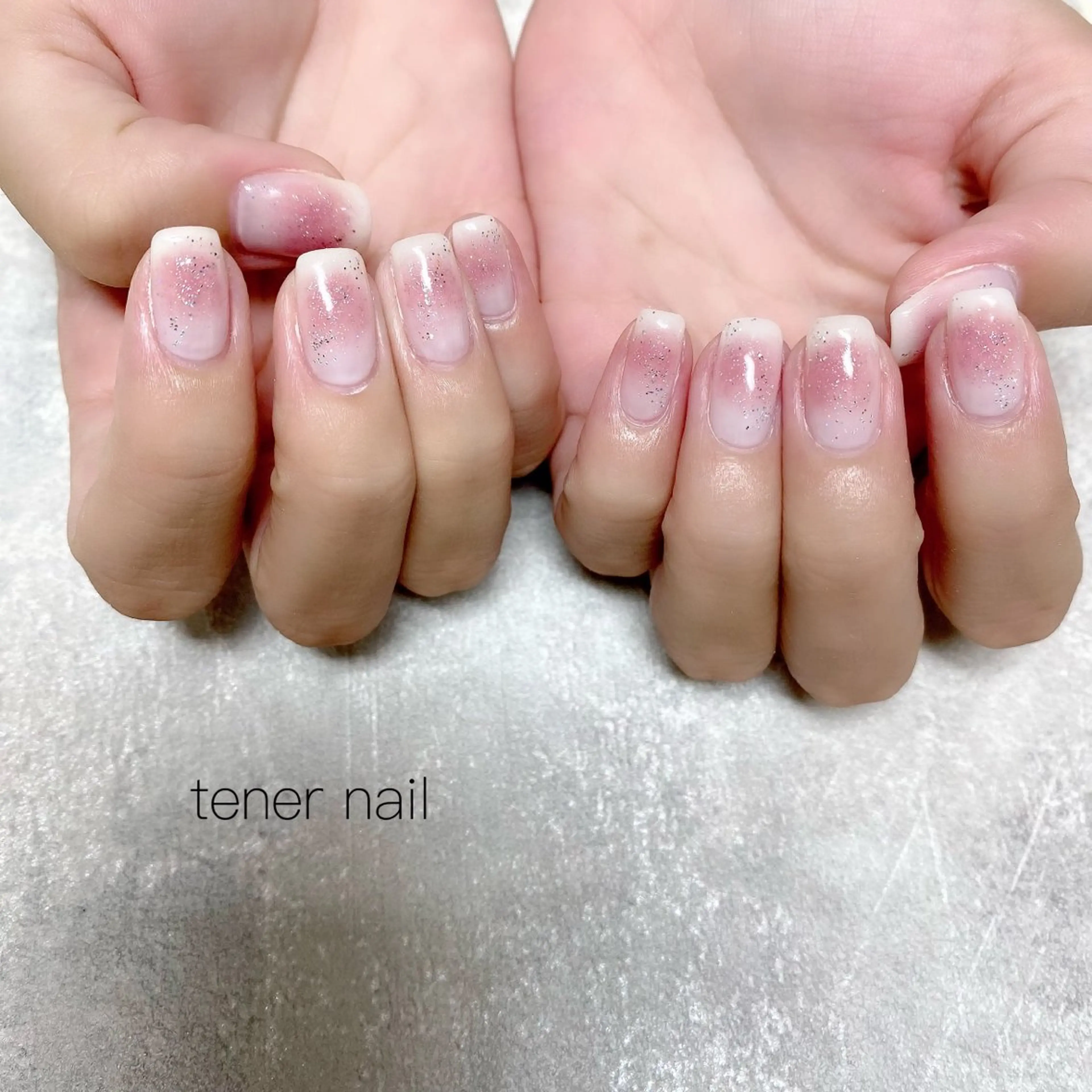 ネイル チークネイル ホワイト ハンドネイル テネルネイル tener nailのネイルデザイン