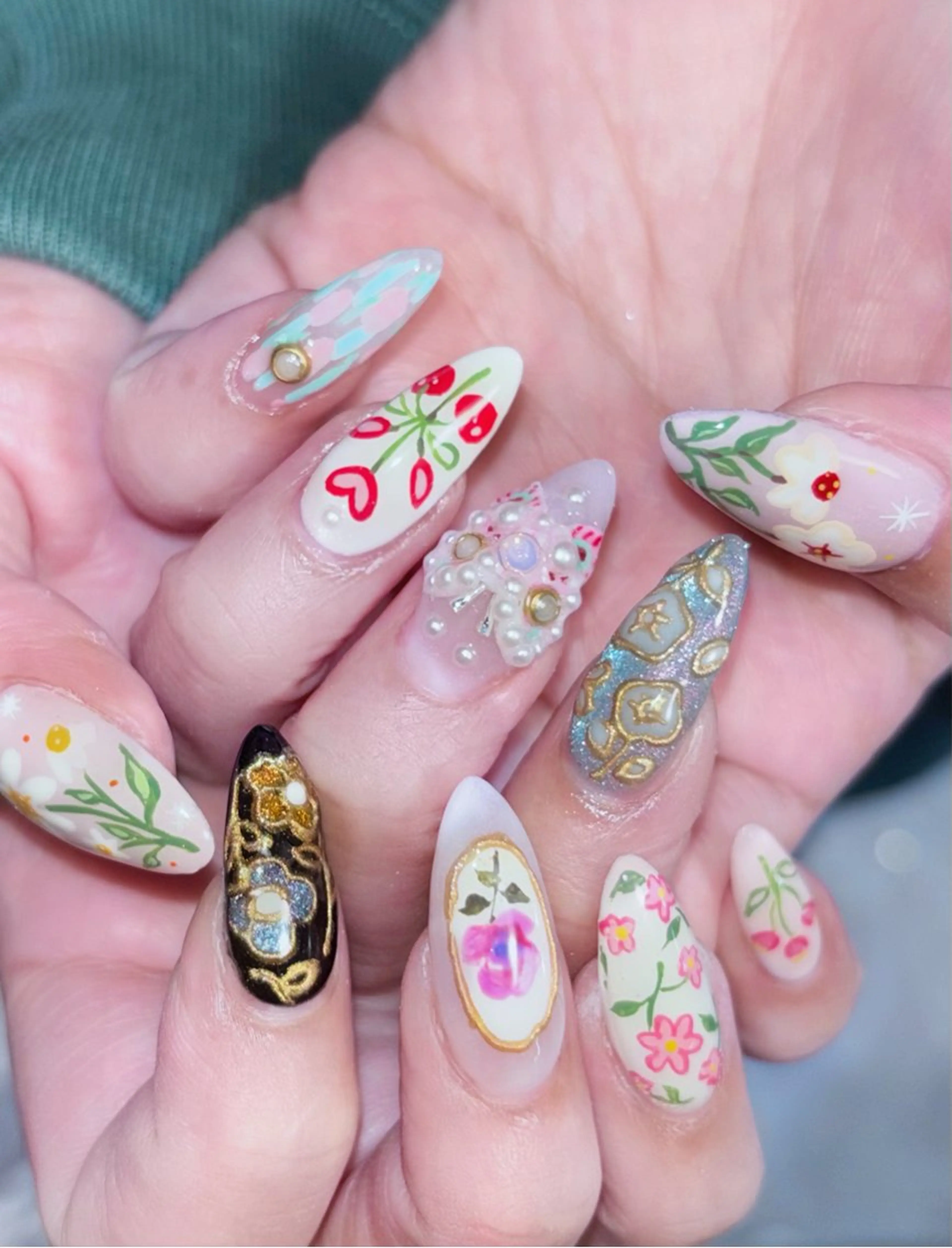 ネイル フラワーネイル ガーリー 春ネイル 銀河屋 の猫のネイルデザイン