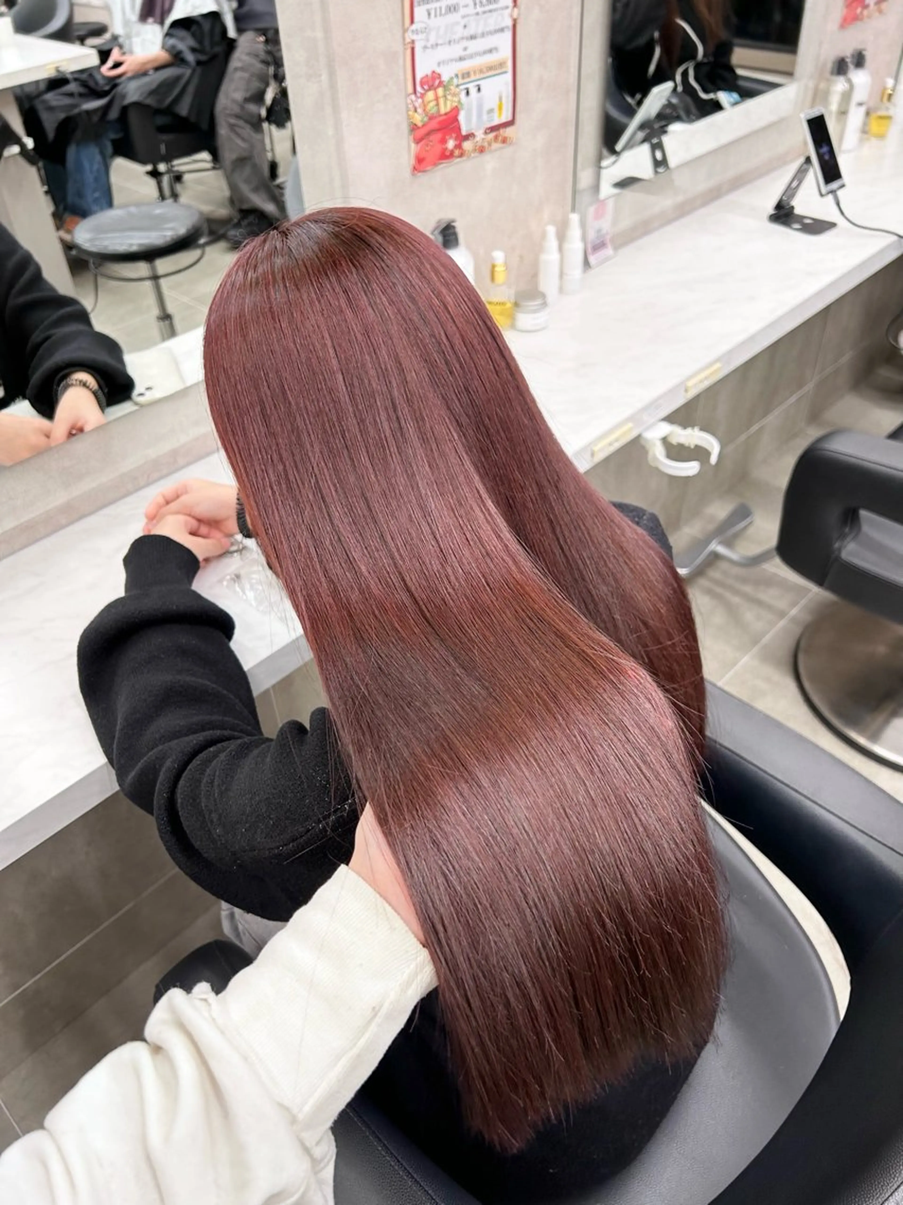 カラー ヘアカラー トリートメント 透明感ベージュ🤎 ナチュラルレイヤーのヘアスタイル