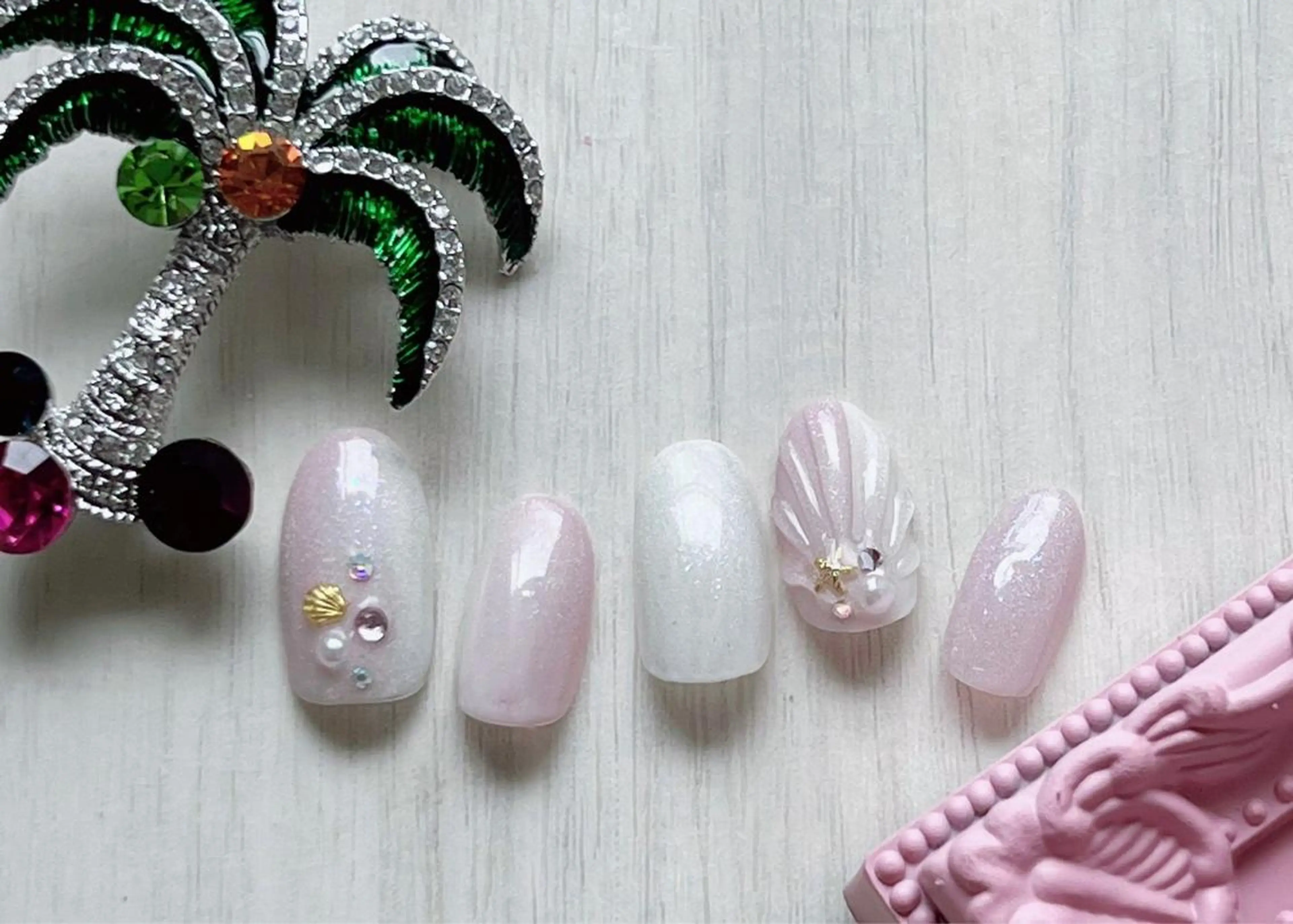 ネイル トップネイリスト Ribbon立川店のネイルデザイン