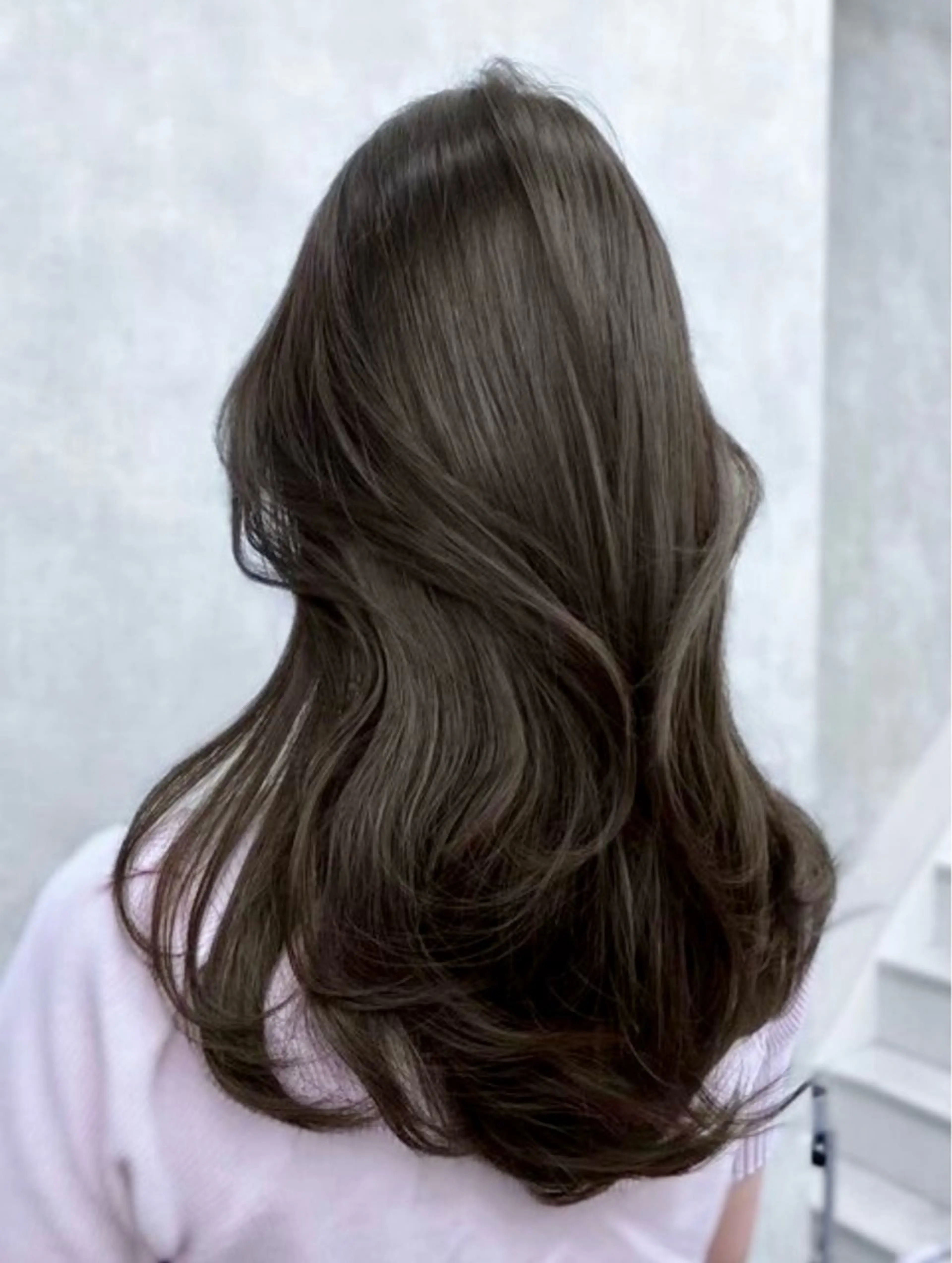 カラー MAO🖤レイヤー /髪質改善カラーのヘアスタイル