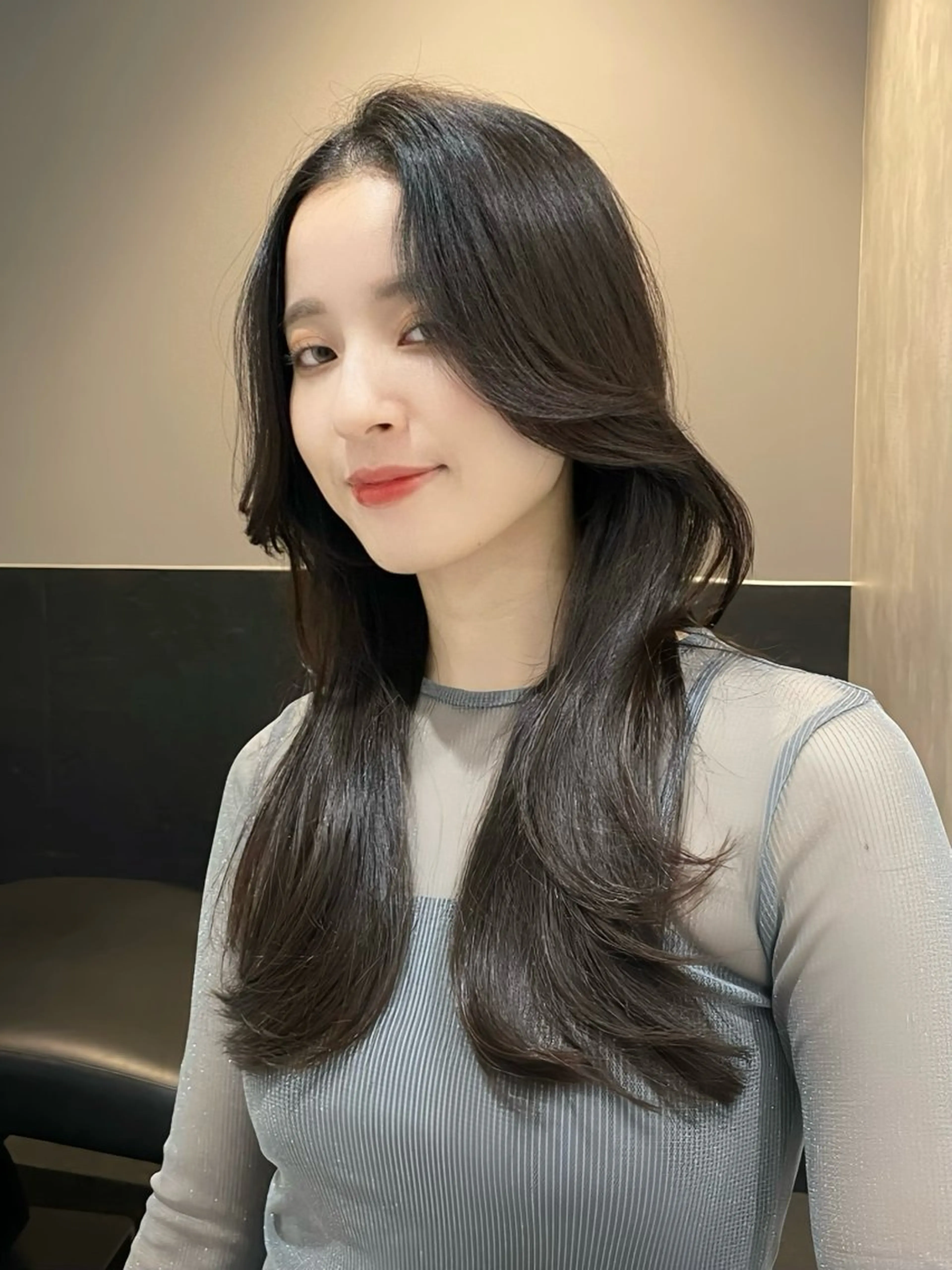 セミロング カラー 韓国風ヘア レイヤーカット レイヤー/艶カラー /韓国ヘア/高松のヘアスタイル