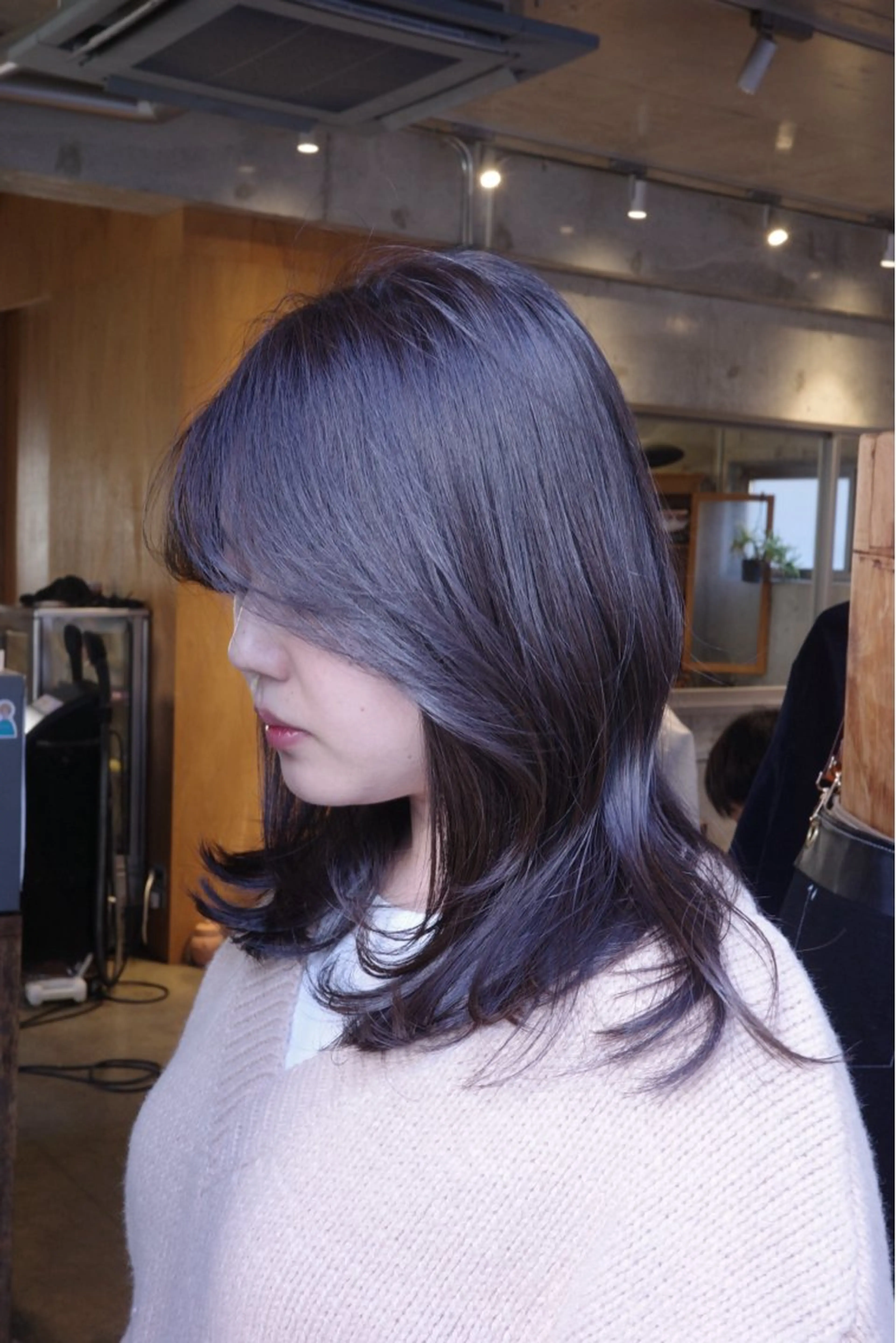 ミディアム カット ヘアカラー ohasi yunaのヘアスタイル