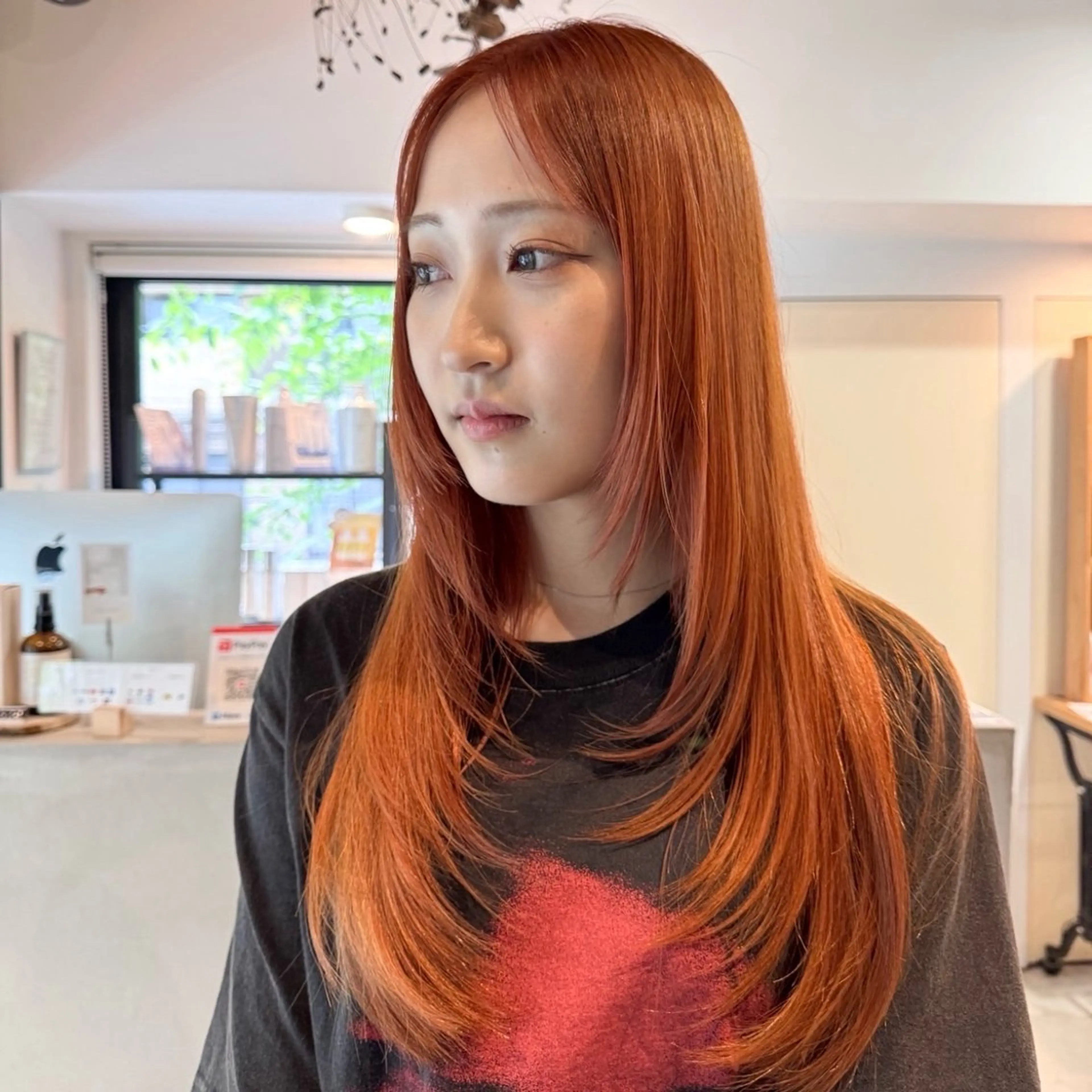 ロング カラー オレンジ ヘアカラー トリートメント FIG HairDesignのヘアスタイル