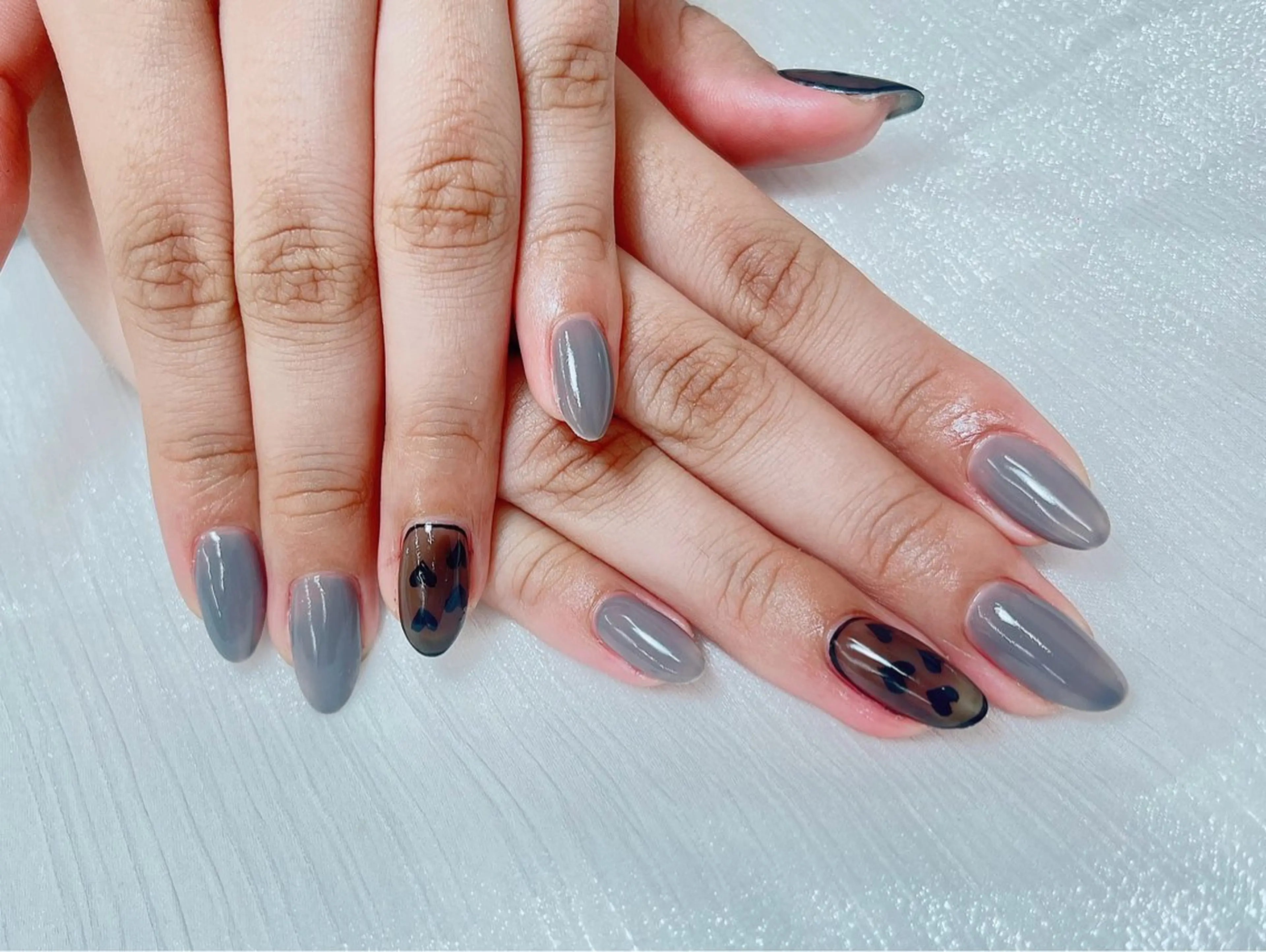 ネイル y‘s SALON所属・ト トのネイルデザイン