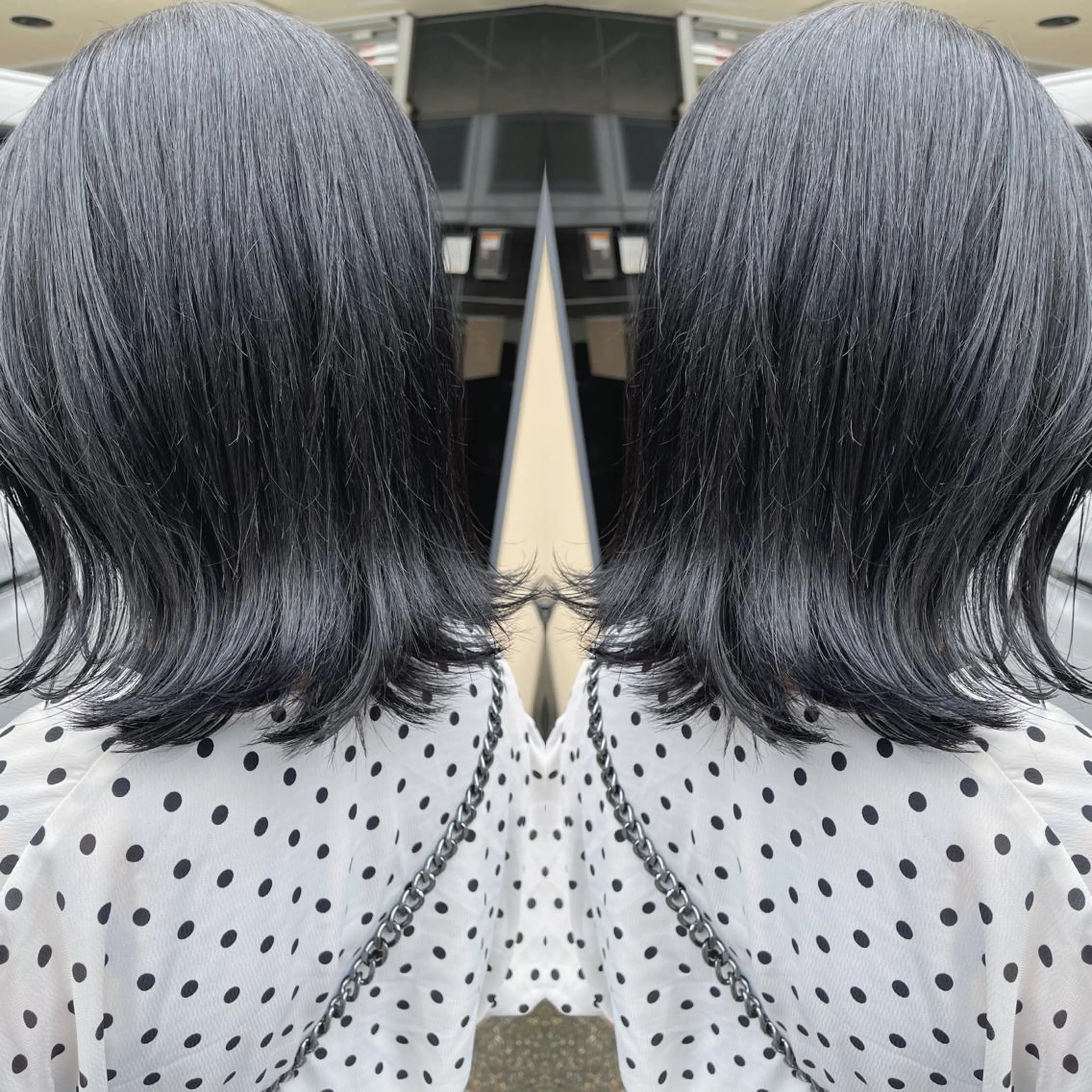 ミディアム ボブ 外ハネヘア カット ヘアカラー トリートメント H (エイチ) 烏丸御池店のヘアスタイル