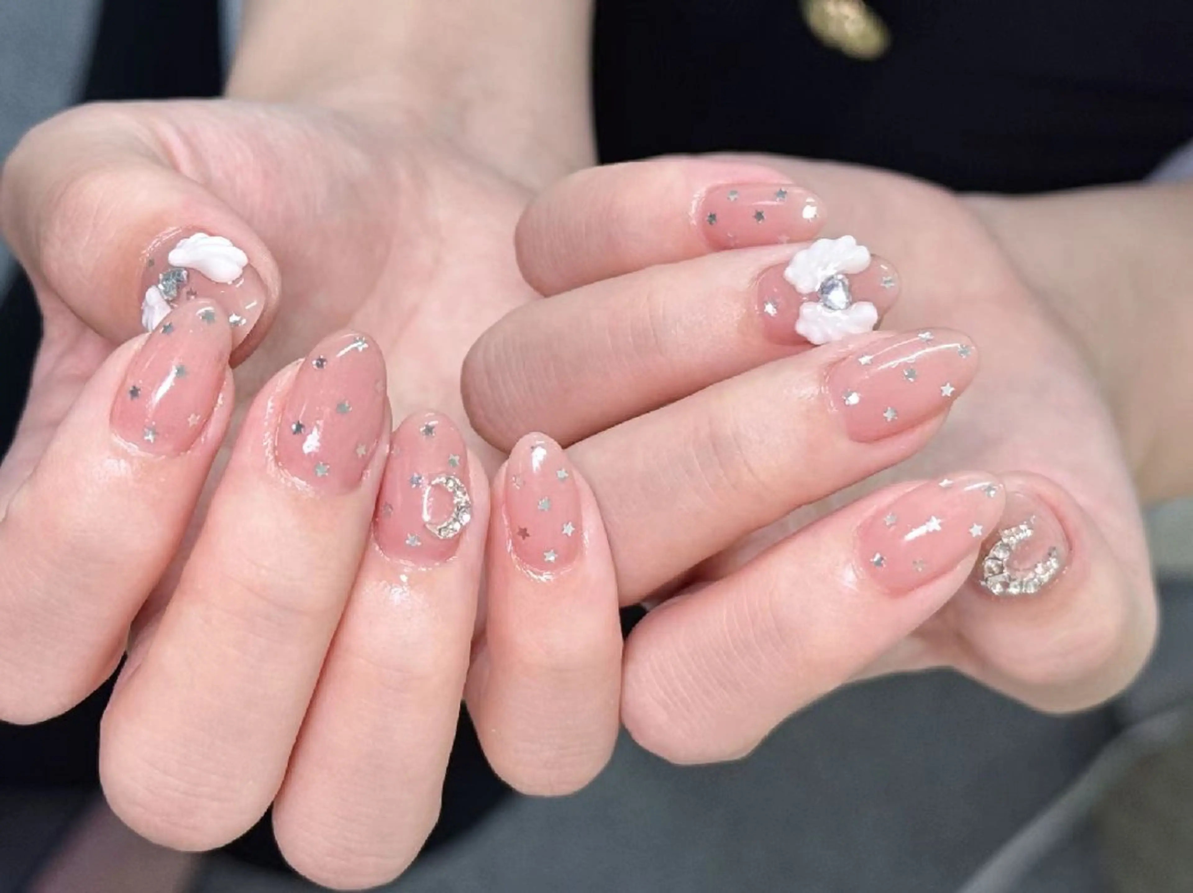 ネイル グロー ネイルのネイルデザイン