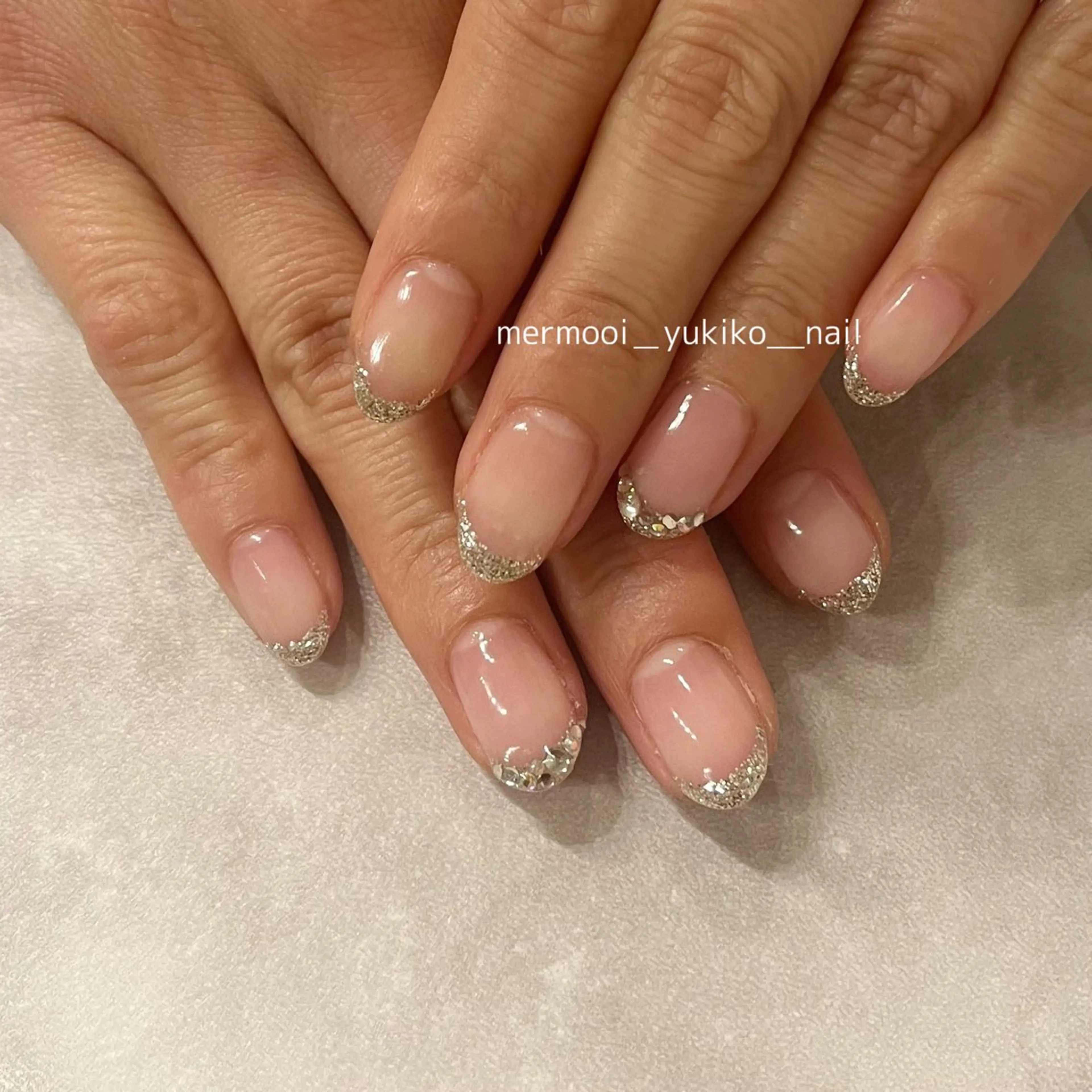 ネイル フレンチネイル ジェルネイル キラキラネイル 韓国ネイル ラメ(グリッター) mermooi所属・melumooi nailのネイルデザイン